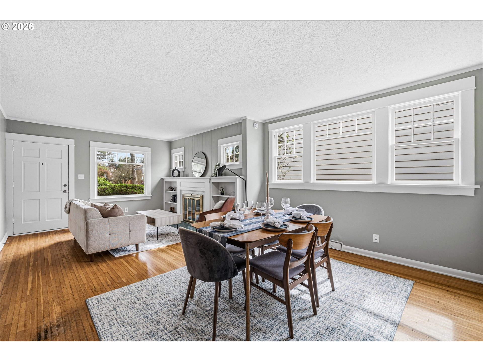 2801 NE 35TH PL