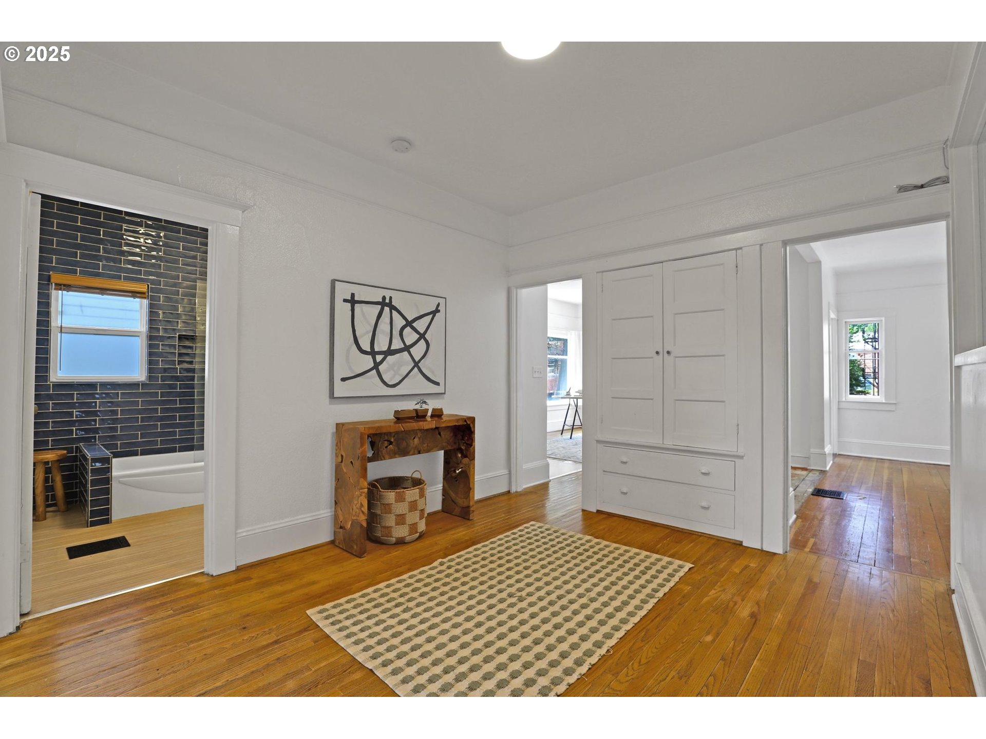26 NW 22ND PL