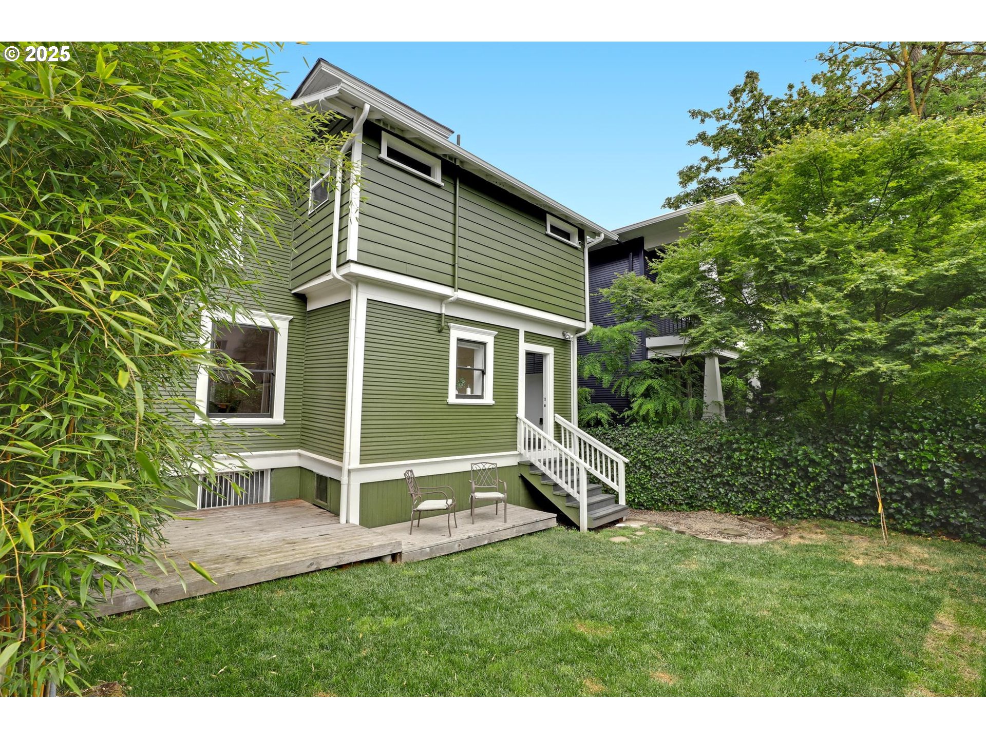 26 NW 22ND PL