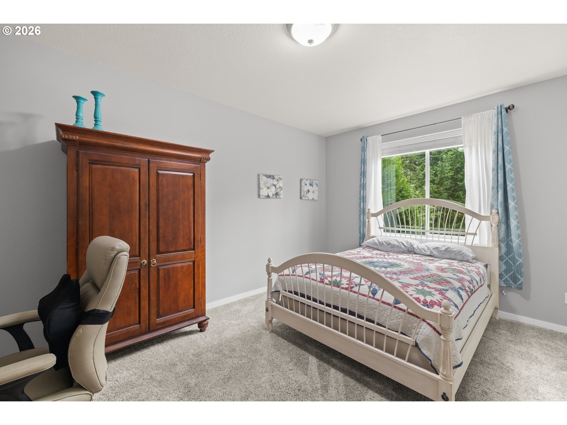 906 36TH PL