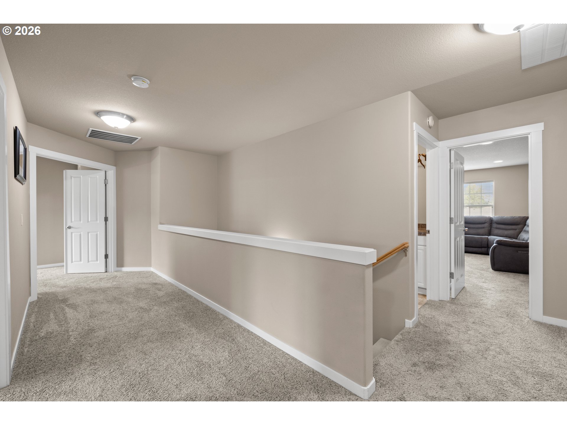 906 36TH PL