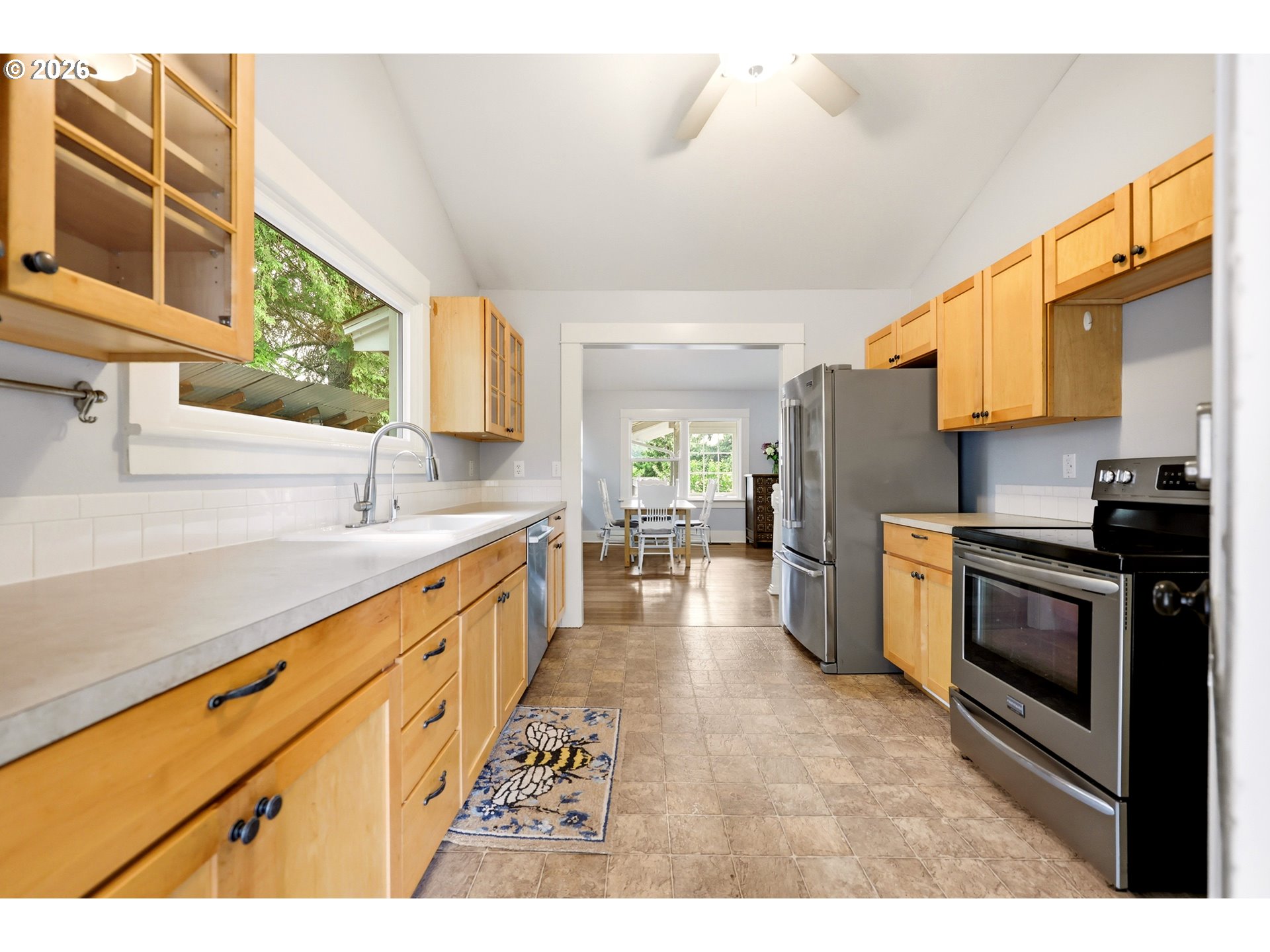 1107 W POWELL BLVD