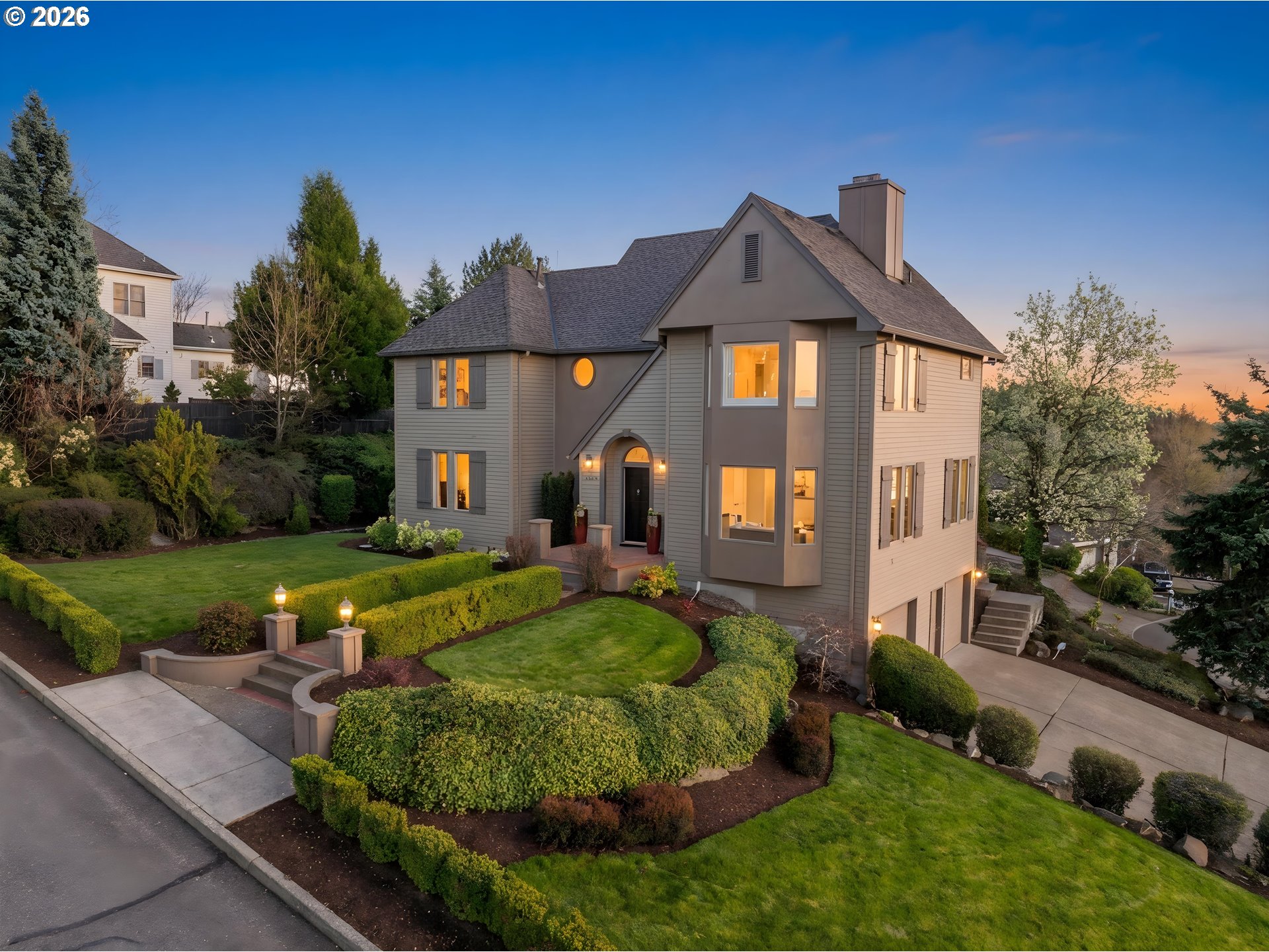 8710 NW HAZELTINE ST