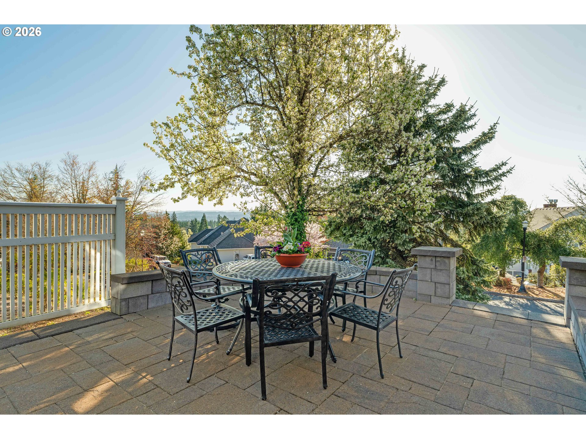 8710 NW HAZELTINE ST