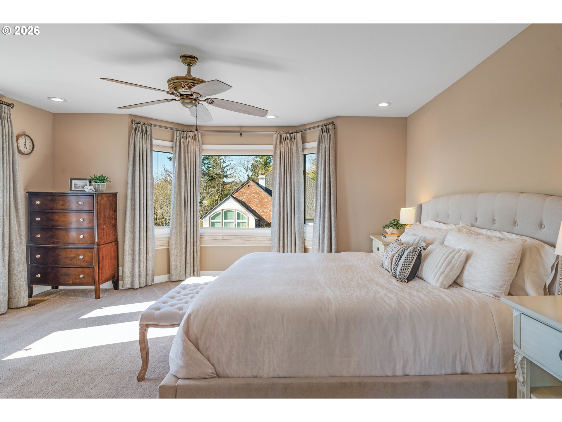 8710 NW HAZELTINE ST