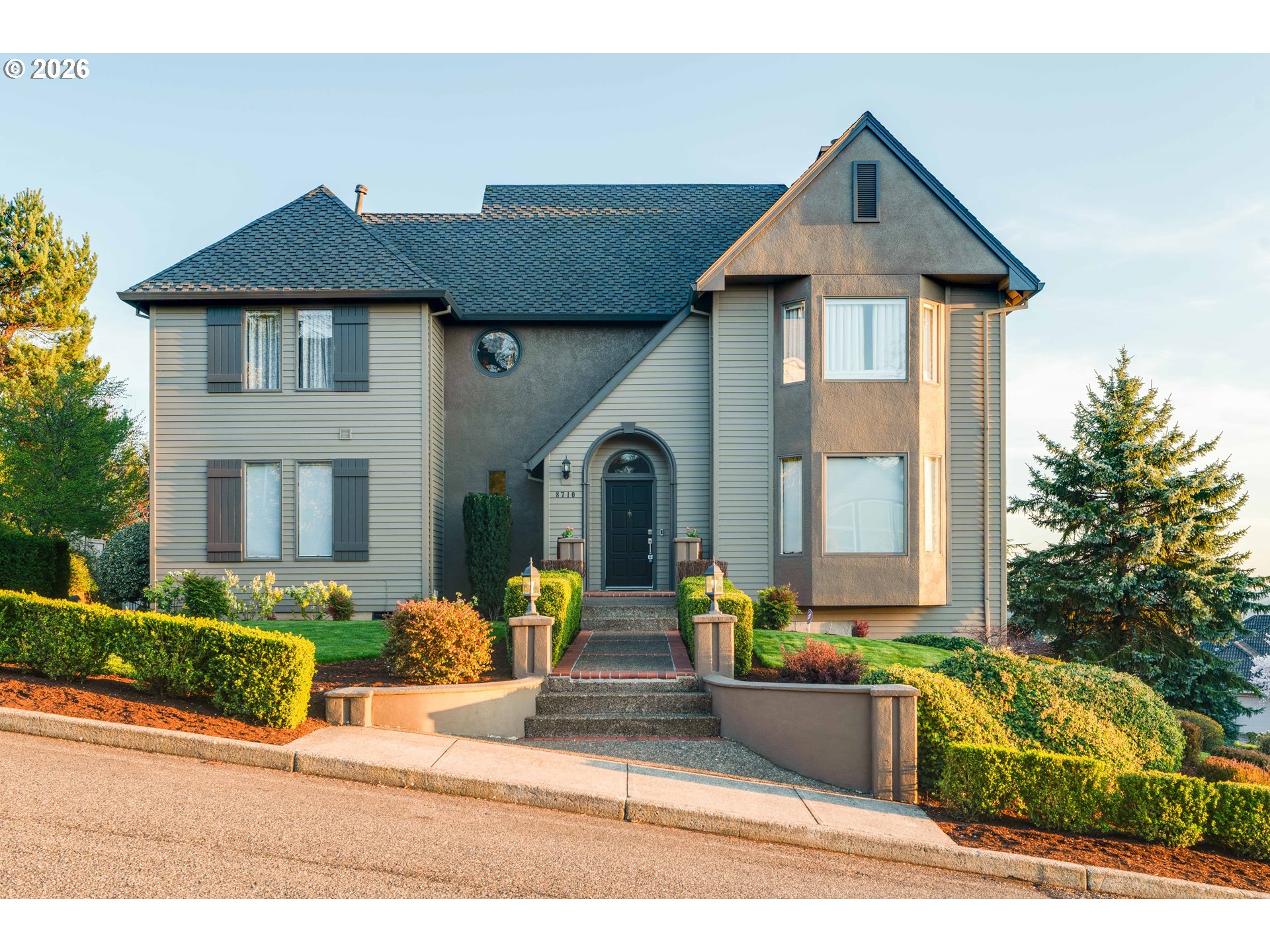 8710 NW HAZELTINE ST