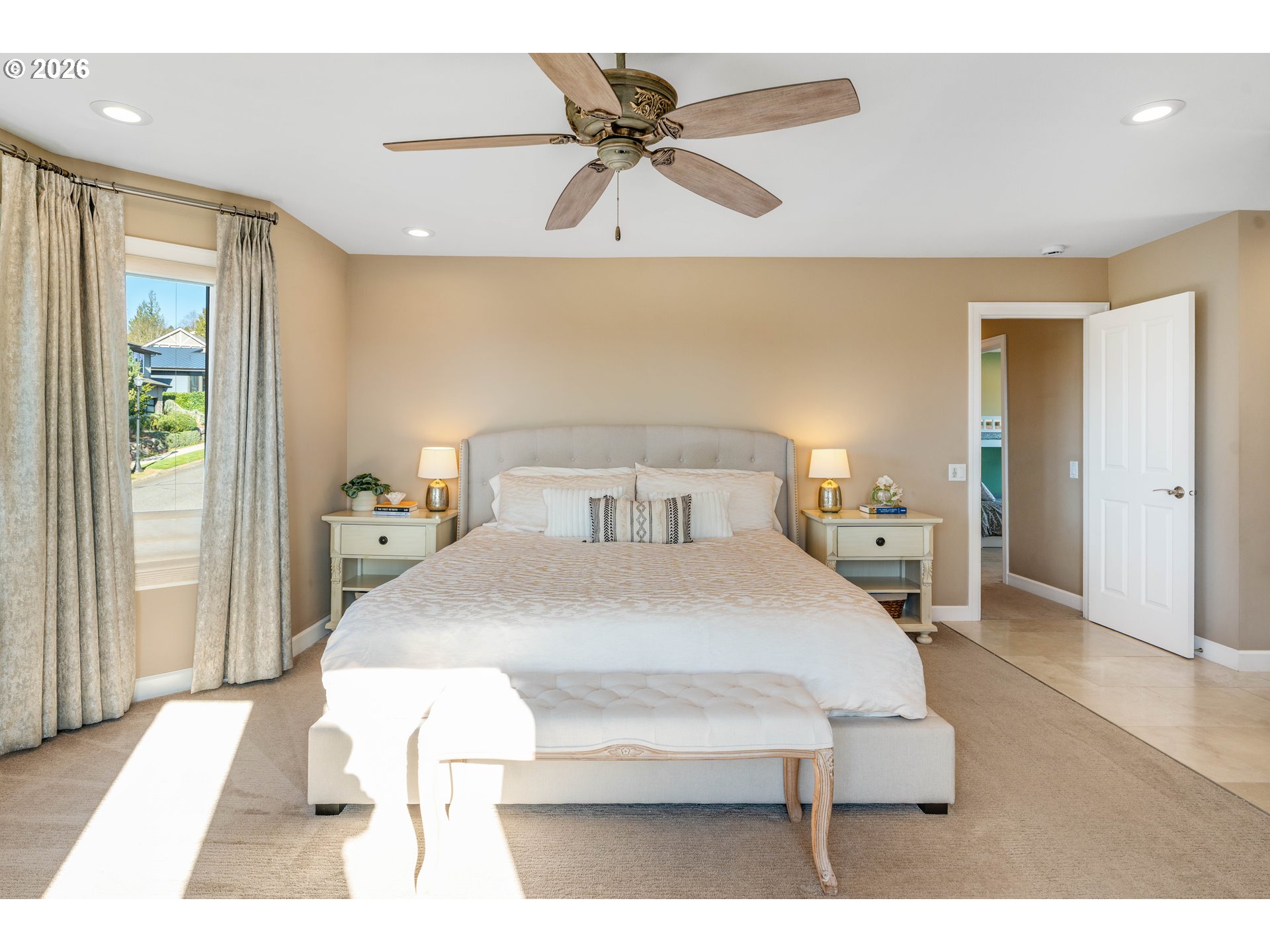 8710 NW HAZELTINE ST