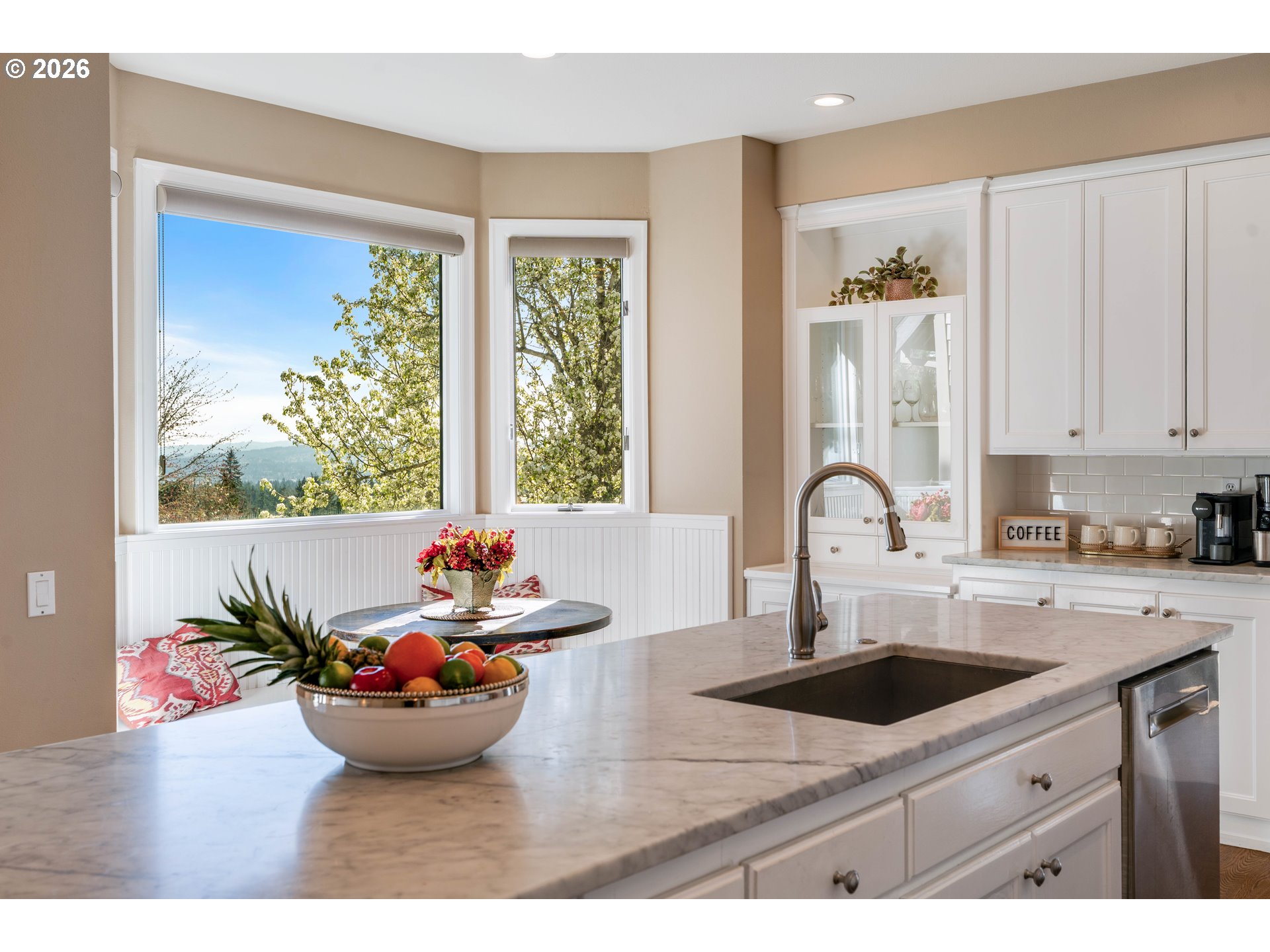 8710 NW HAZELTINE ST