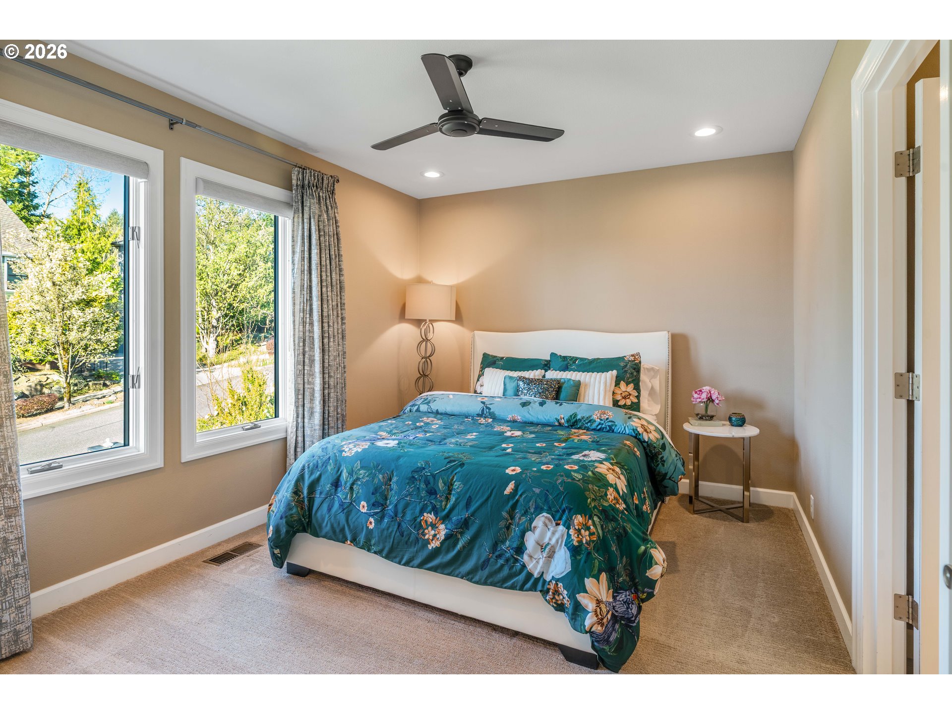 8710 NW HAZELTINE ST