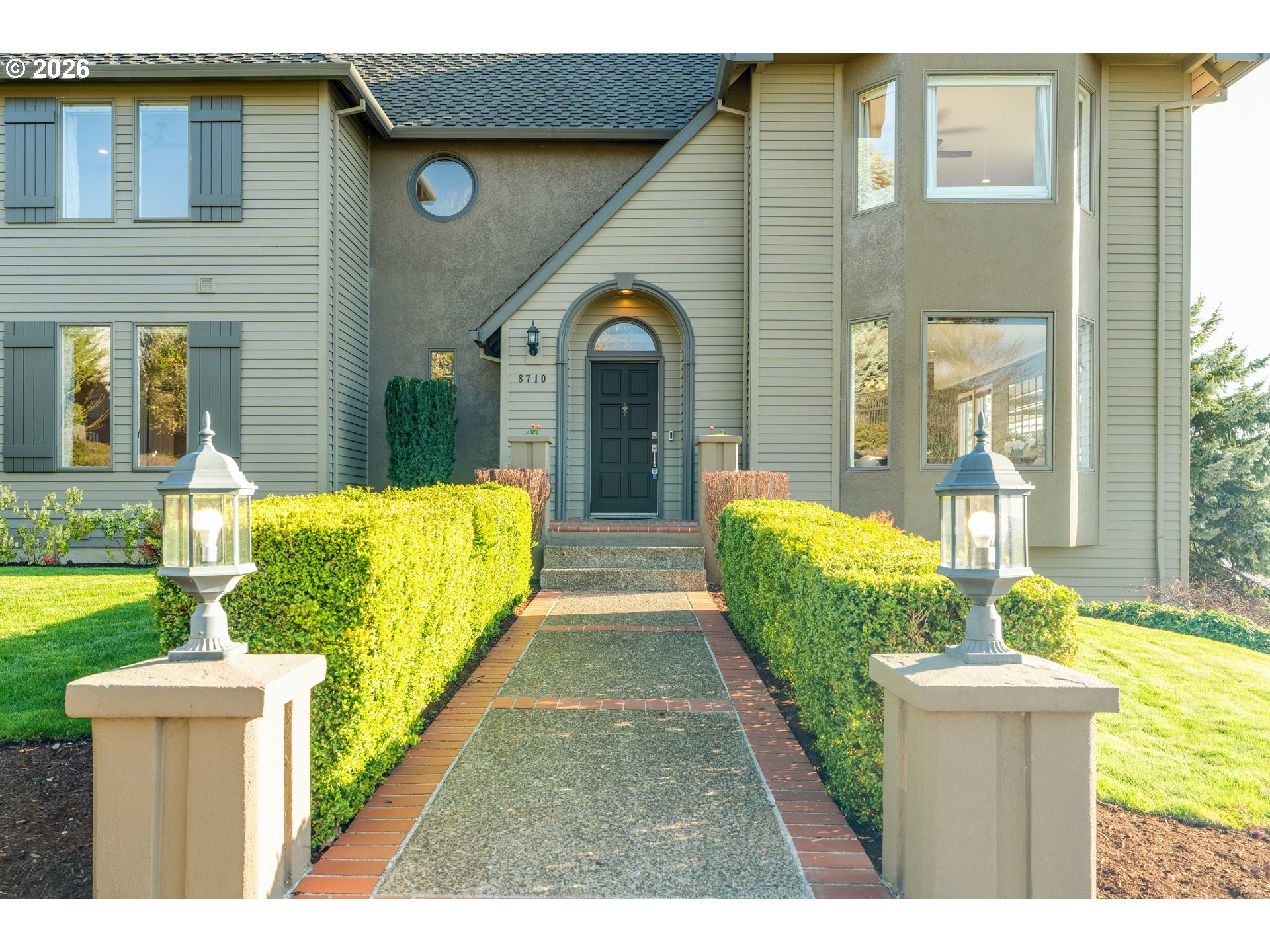 8710 NW HAZELTINE ST