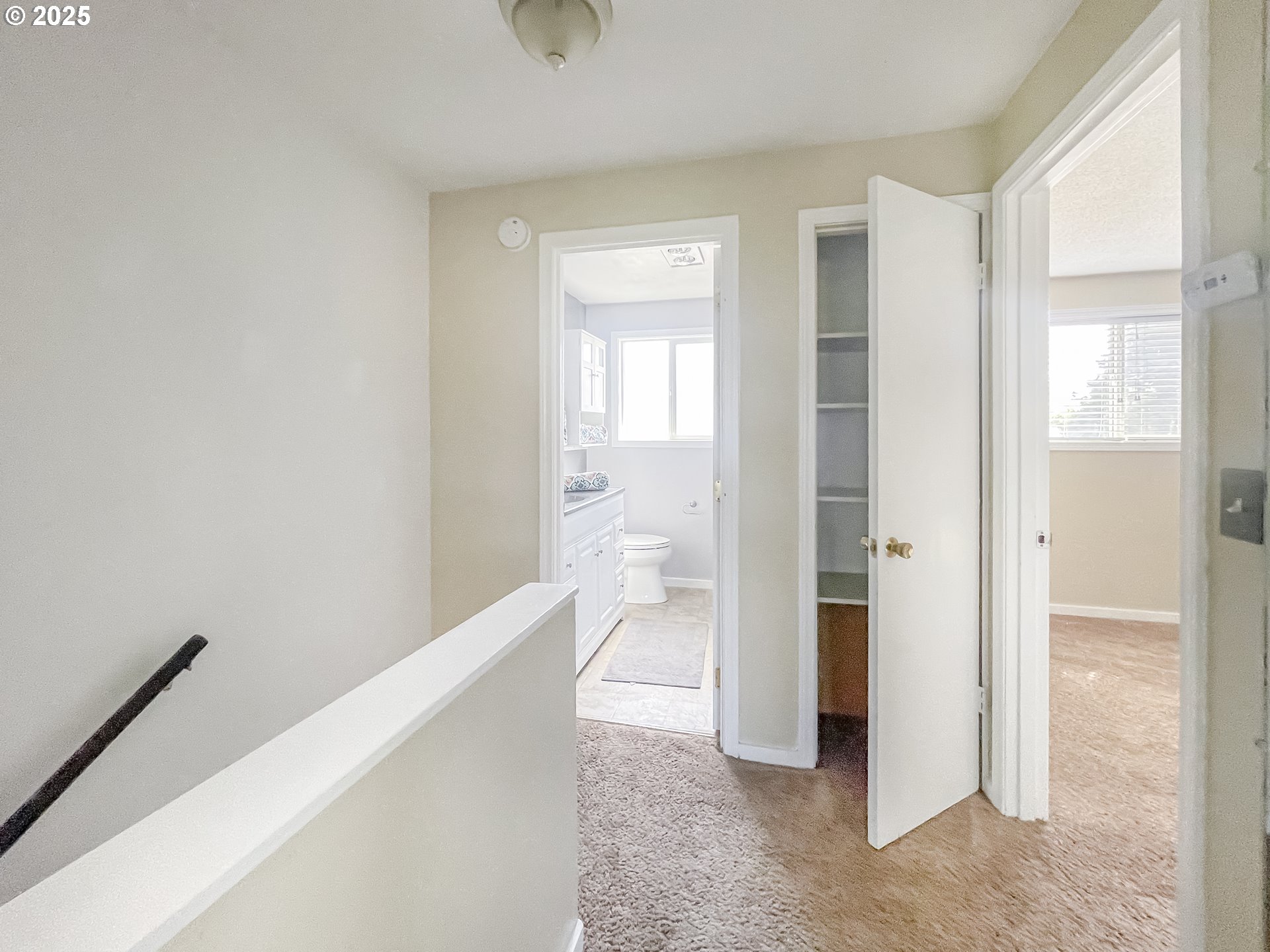 1903 W 17TH AVE