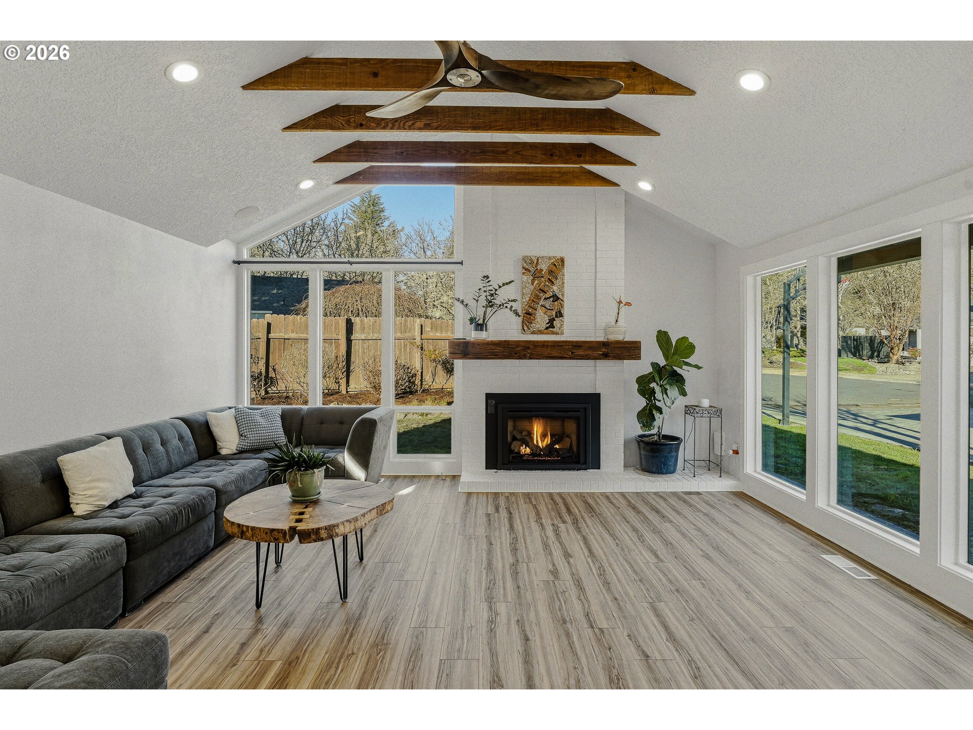 8750 SW BRIDLETRAIL AVE