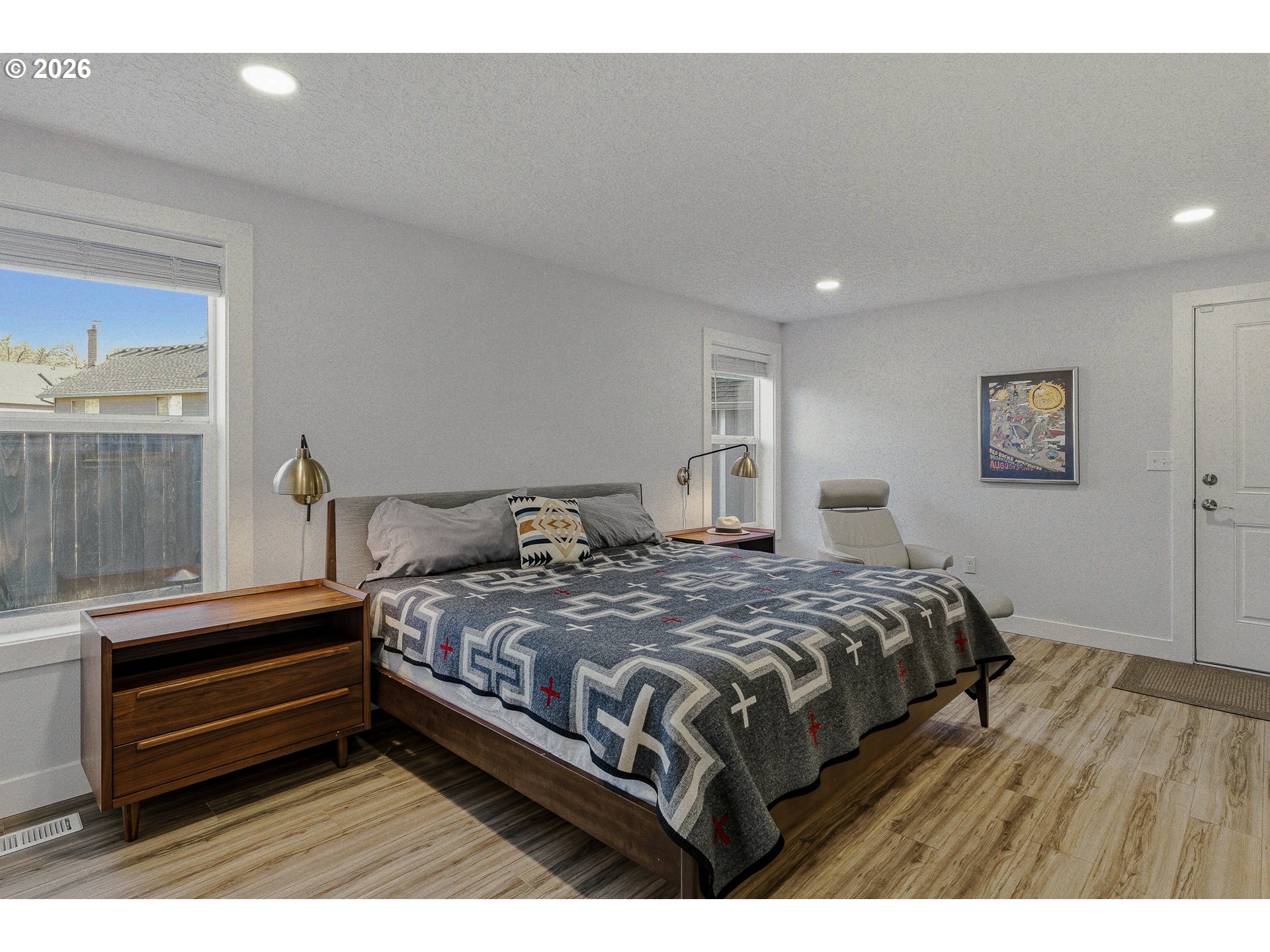 8750 SW BRIDLETRAIL AVE