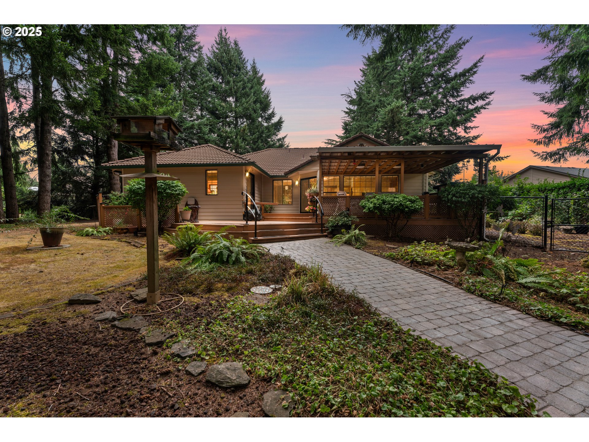 22001 S MONTE CARLO WAY