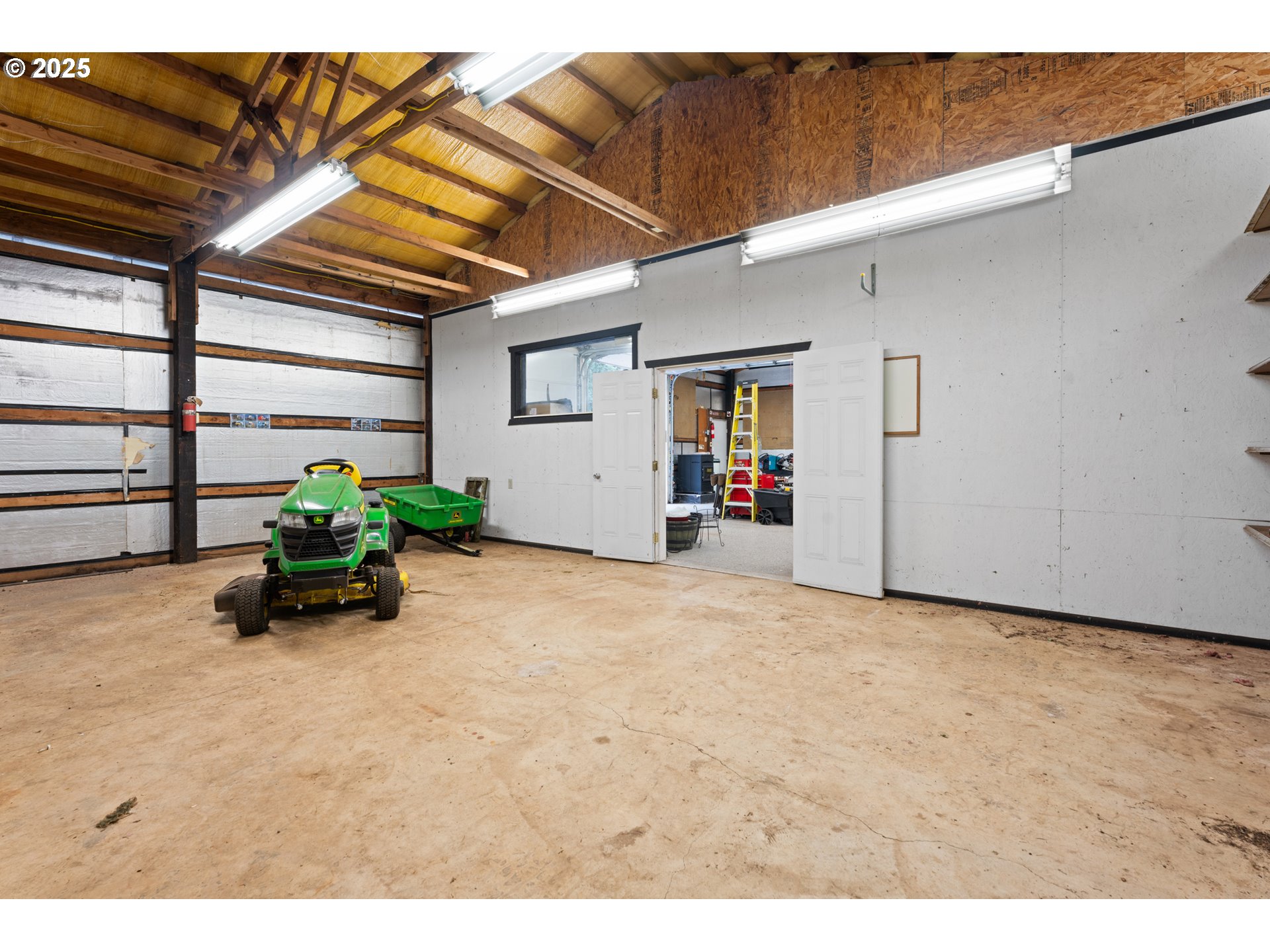 22001 S MONTE CARLO WAY