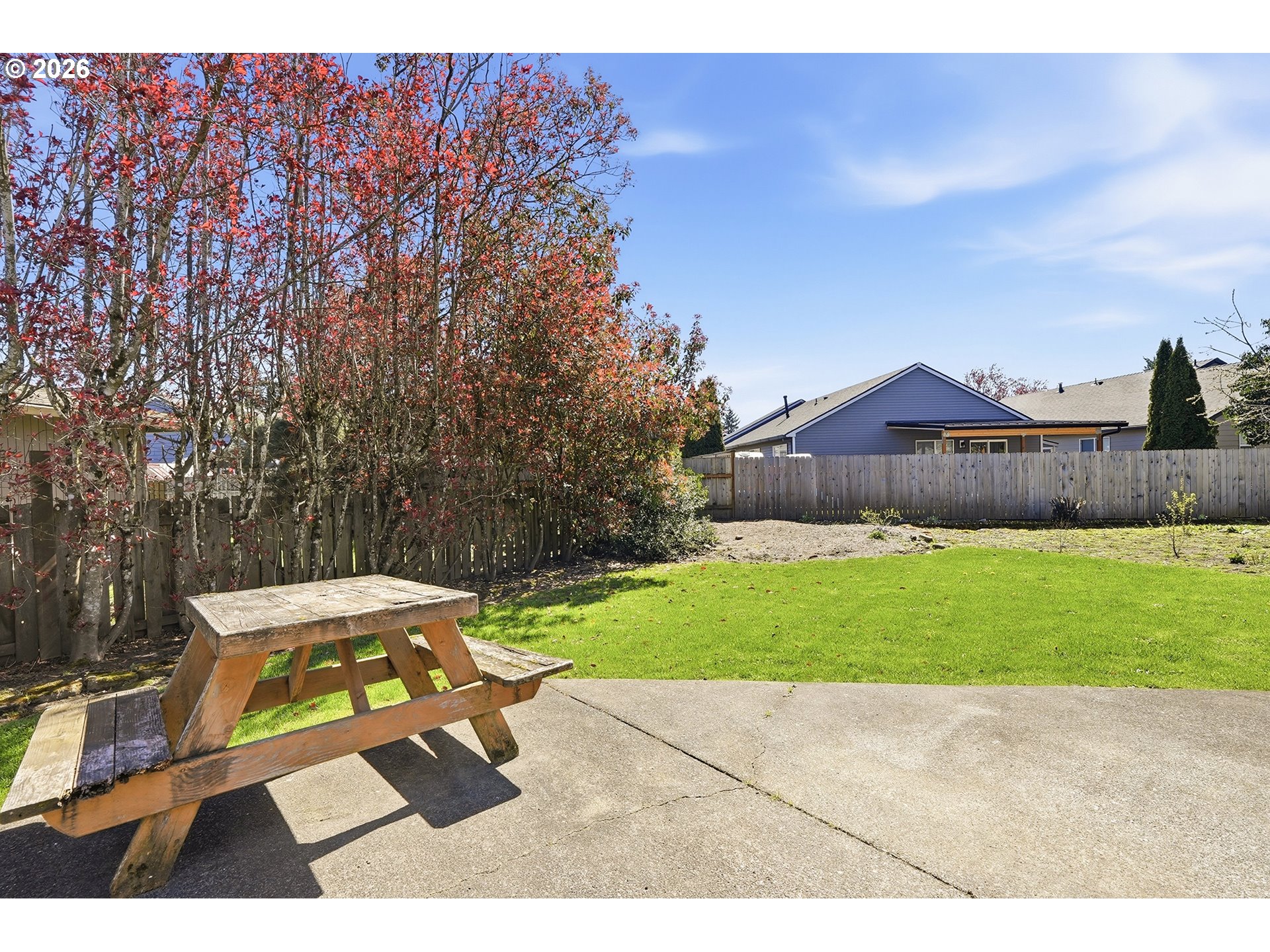 1137 1139 SW FOX CT