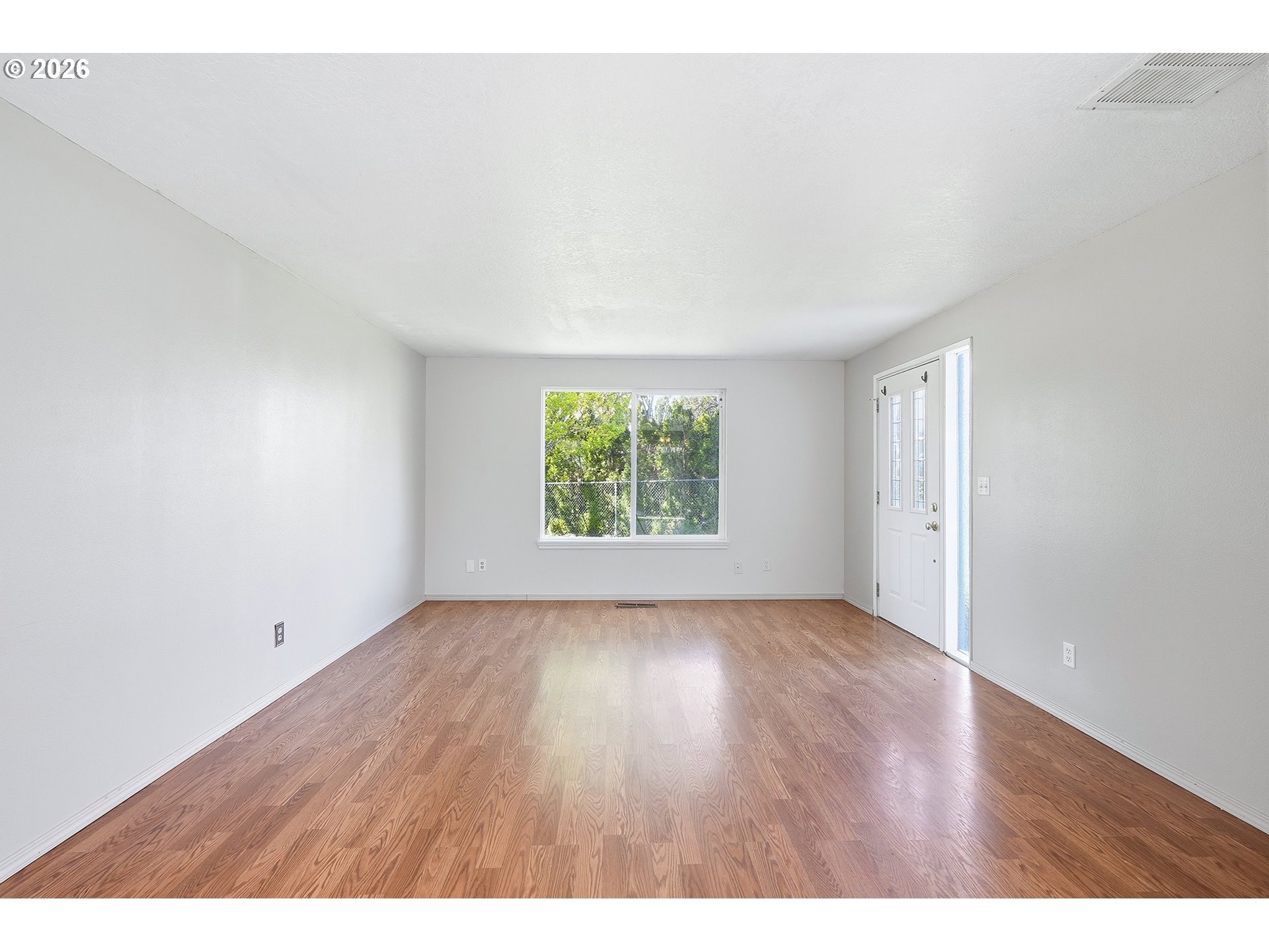 1137 1139 SW FOX CT