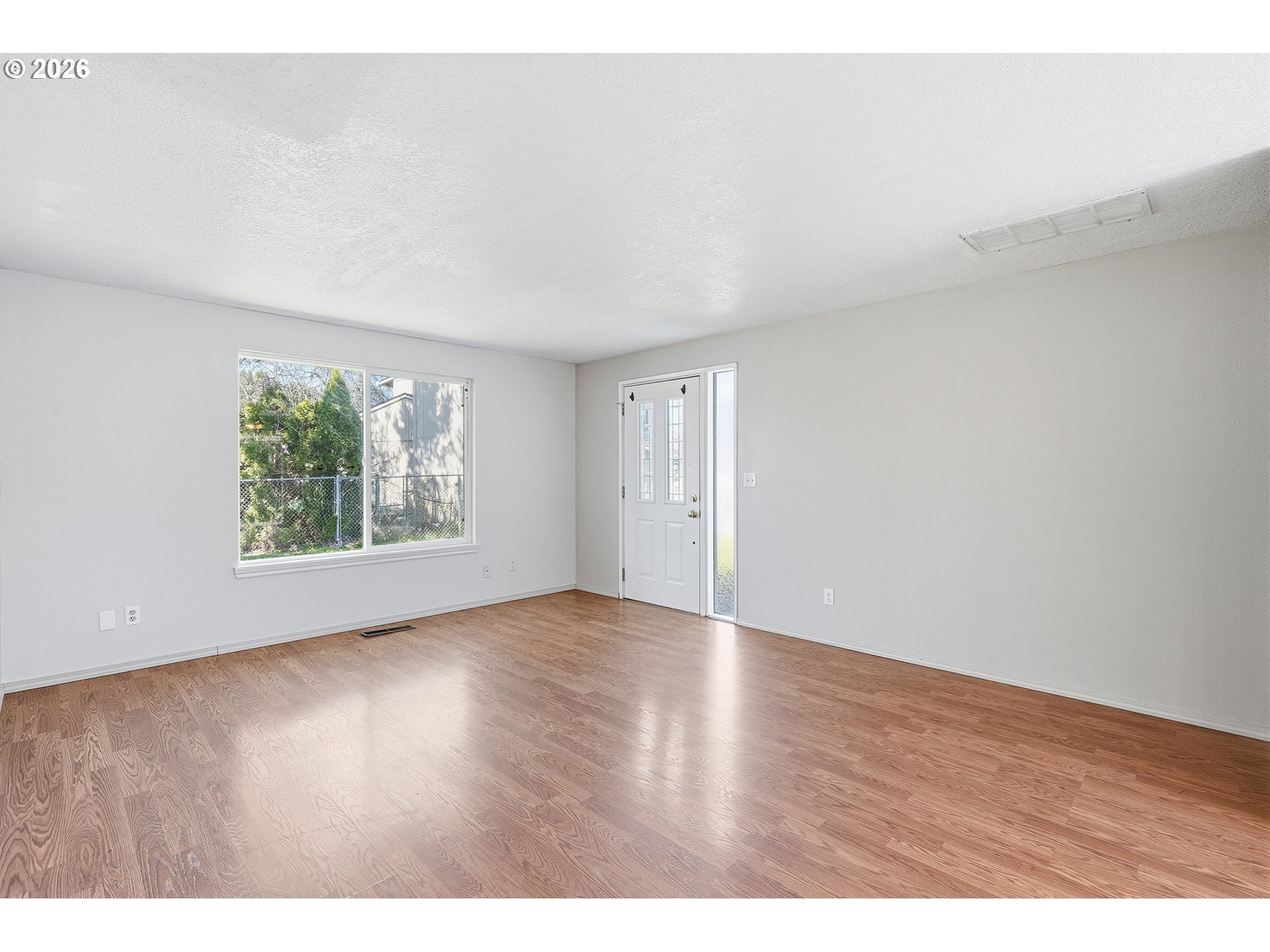 1137 1139 SW FOX CT