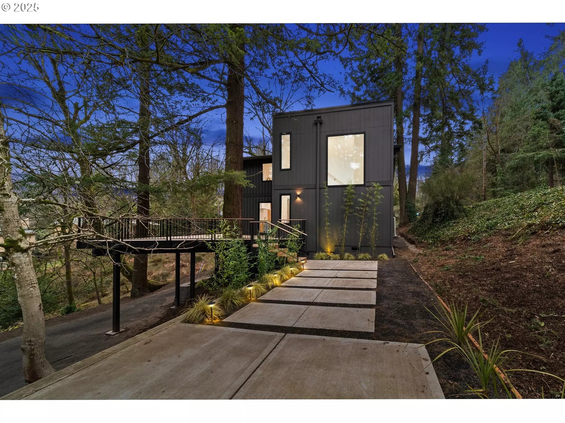 5247 SW GARDEN HOME RD