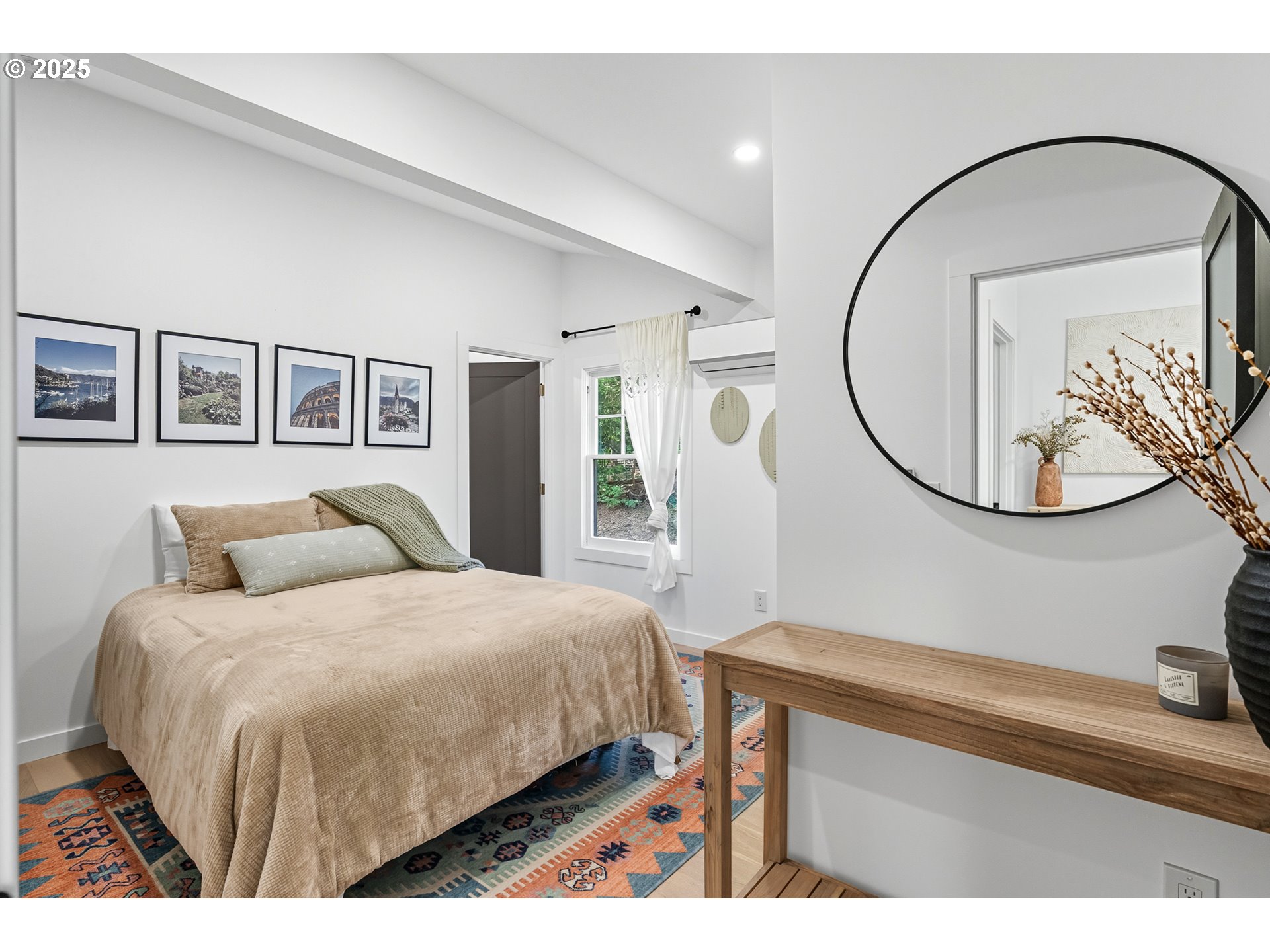 5247 SW GARDEN HOME RD