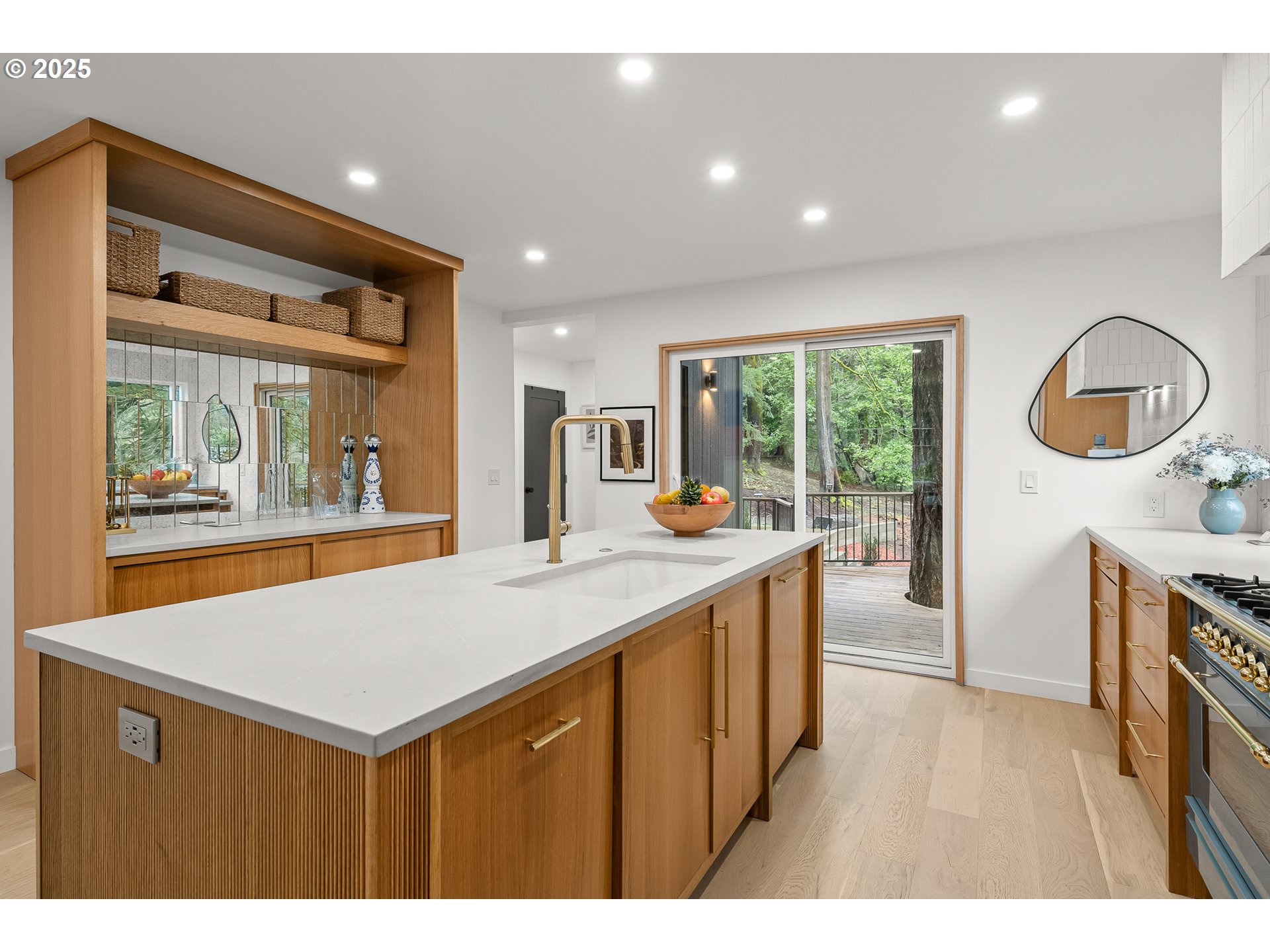 5247 SW GARDEN HOME RD