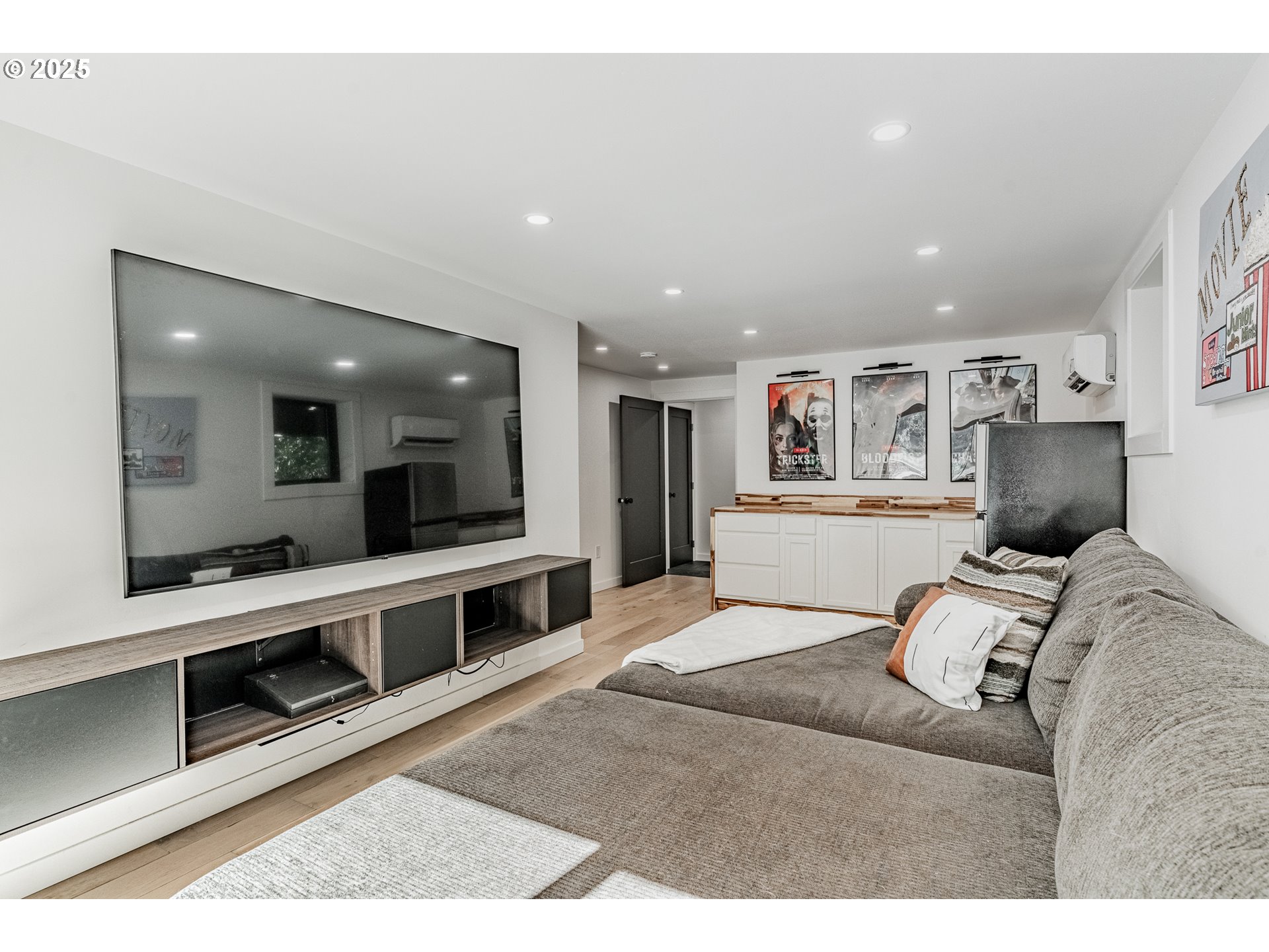 5247 SW GARDEN HOME RD