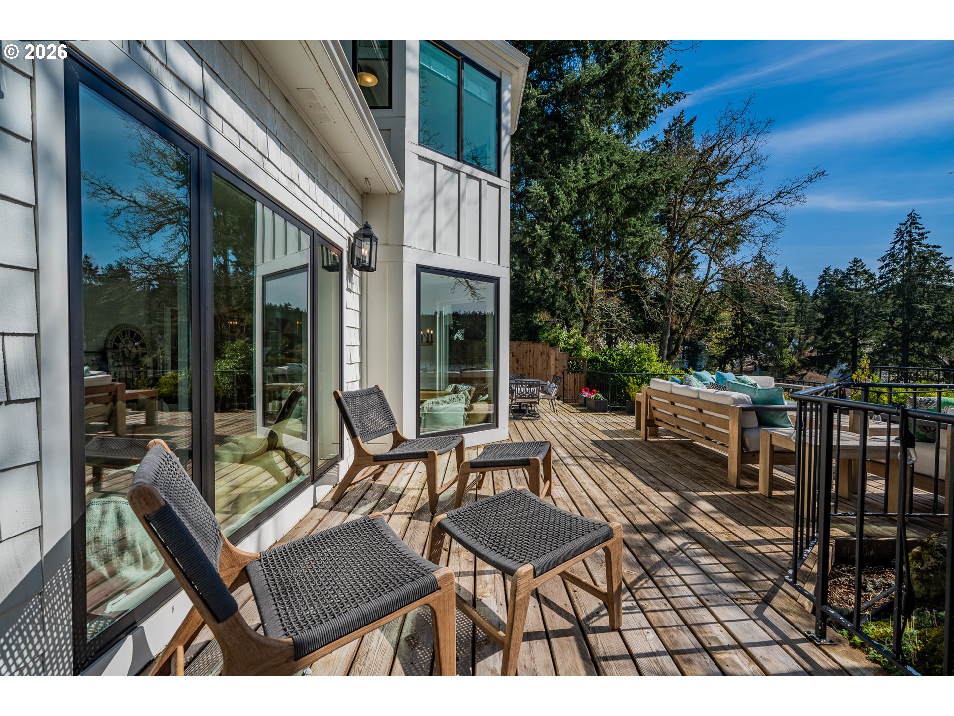 852 NORTHSHORE RD