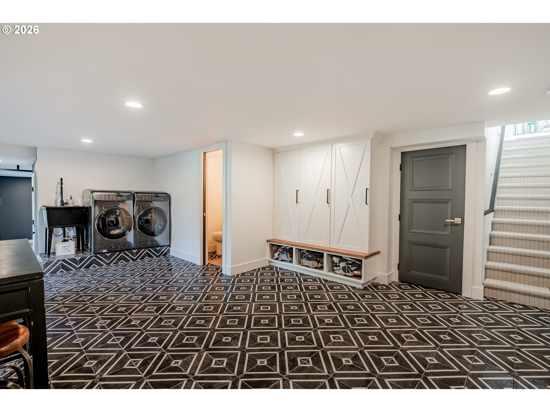 852 NORTHSHORE RD