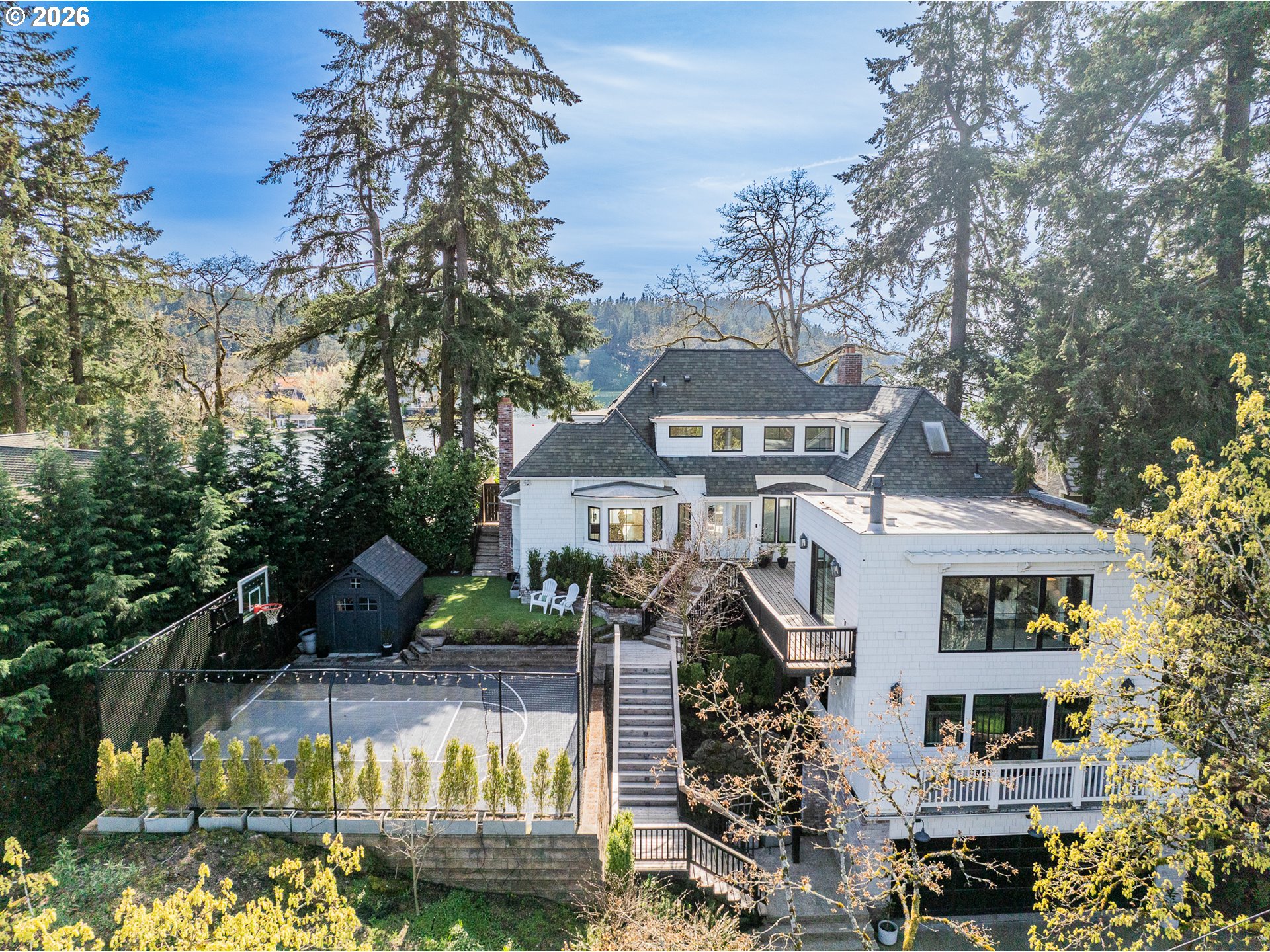 852 NORTHSHORE RD