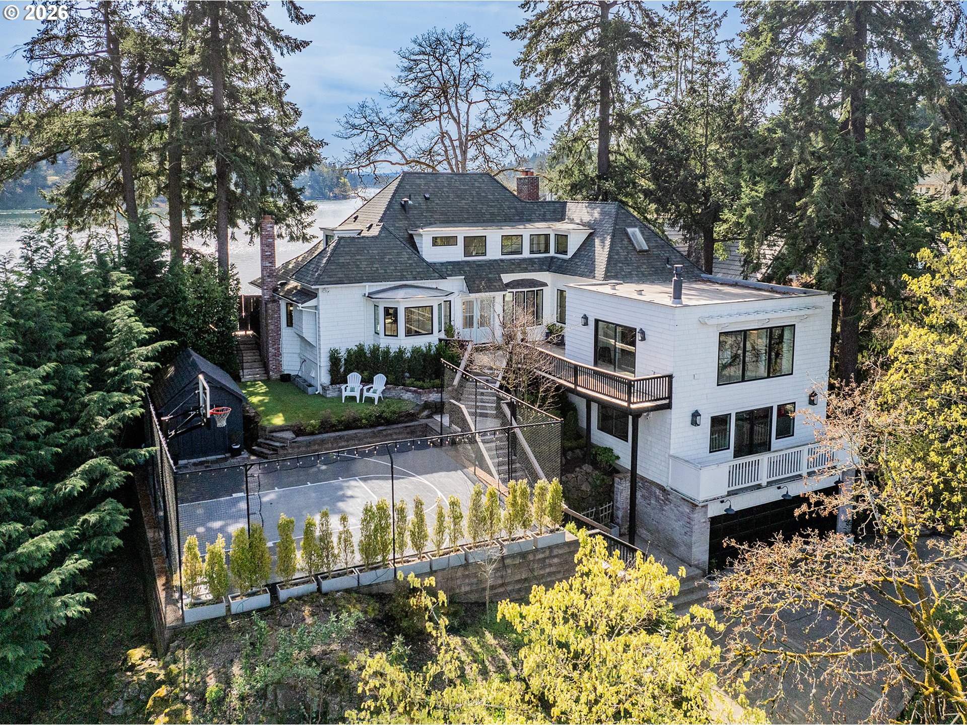852 NORTHSHORE RD