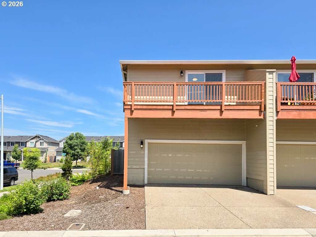 2220 SE 16TH ST