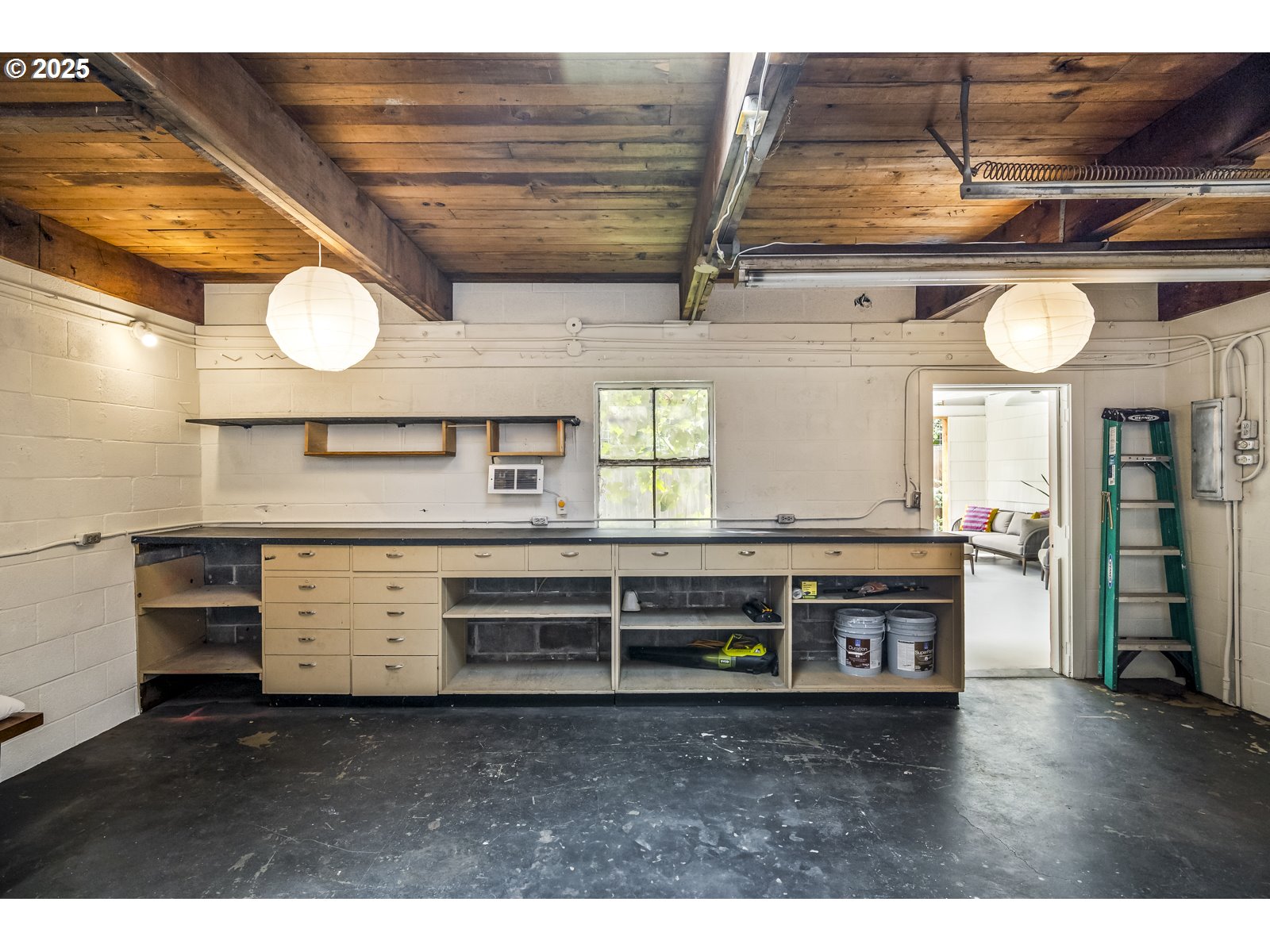 7464 N OLIN AVE, Portland