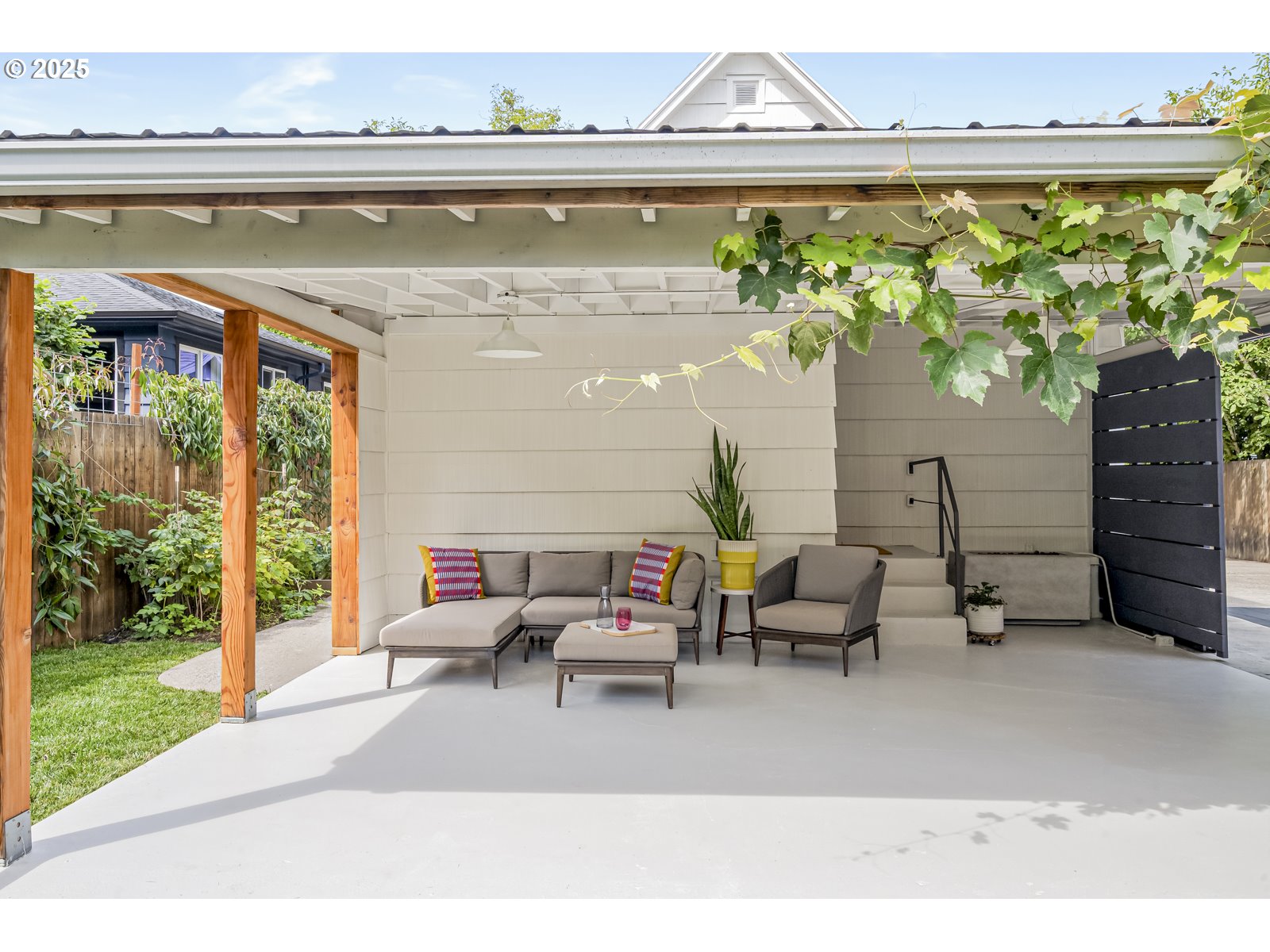 7464 N OLIN AVE, Portland