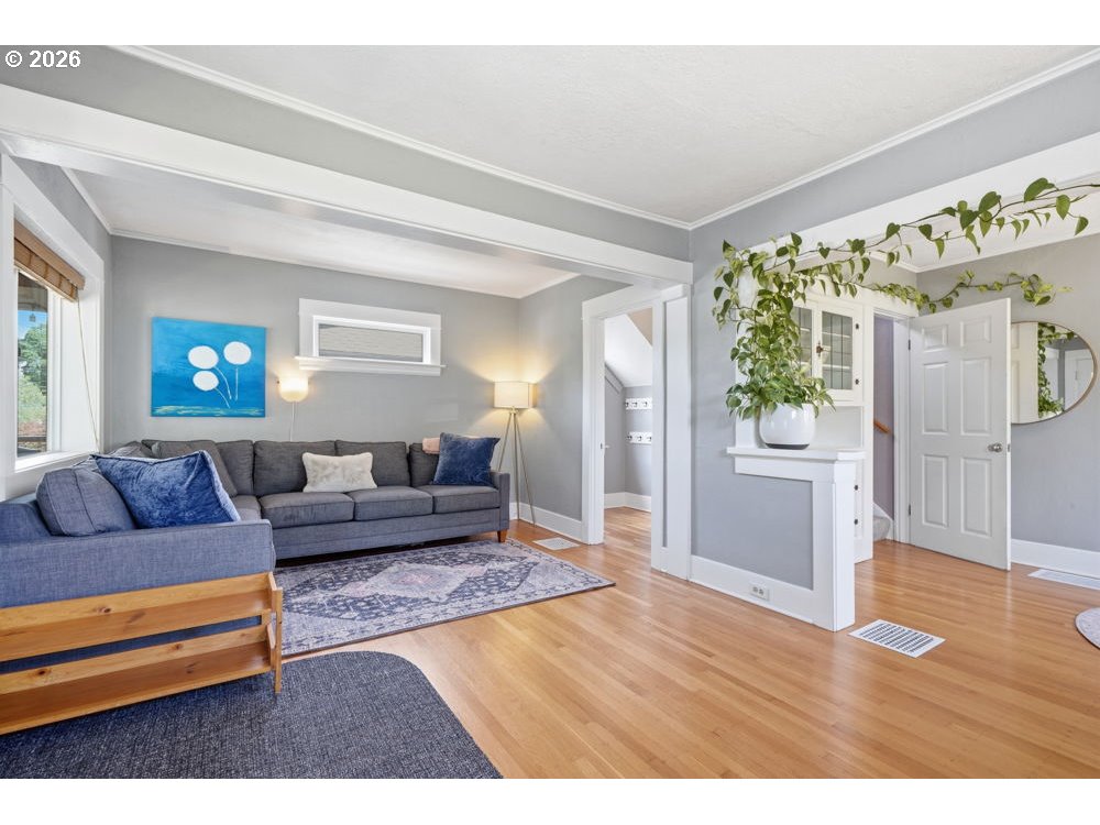 3226 NE 65TH AVE