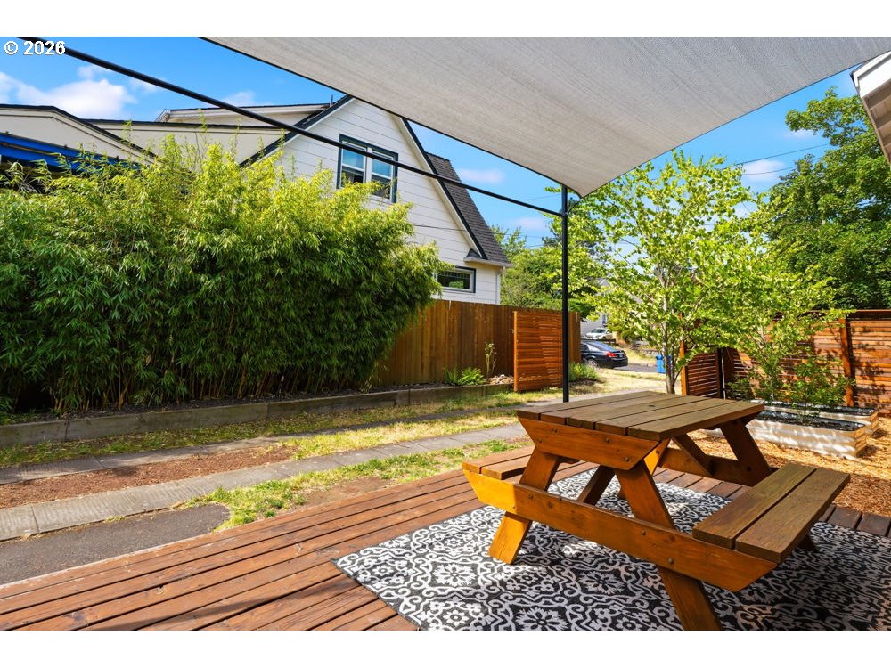 3226 NE 65TH AVE