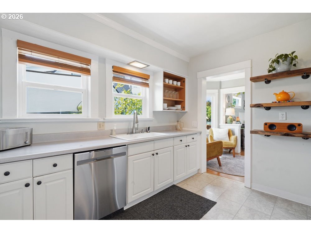 3226 NE 65TH AVE