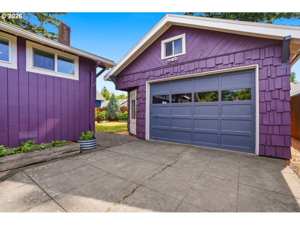3226 NE 65TH AVE