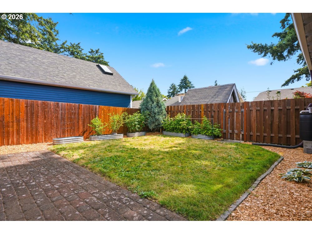 3226 NE 65TH AVE