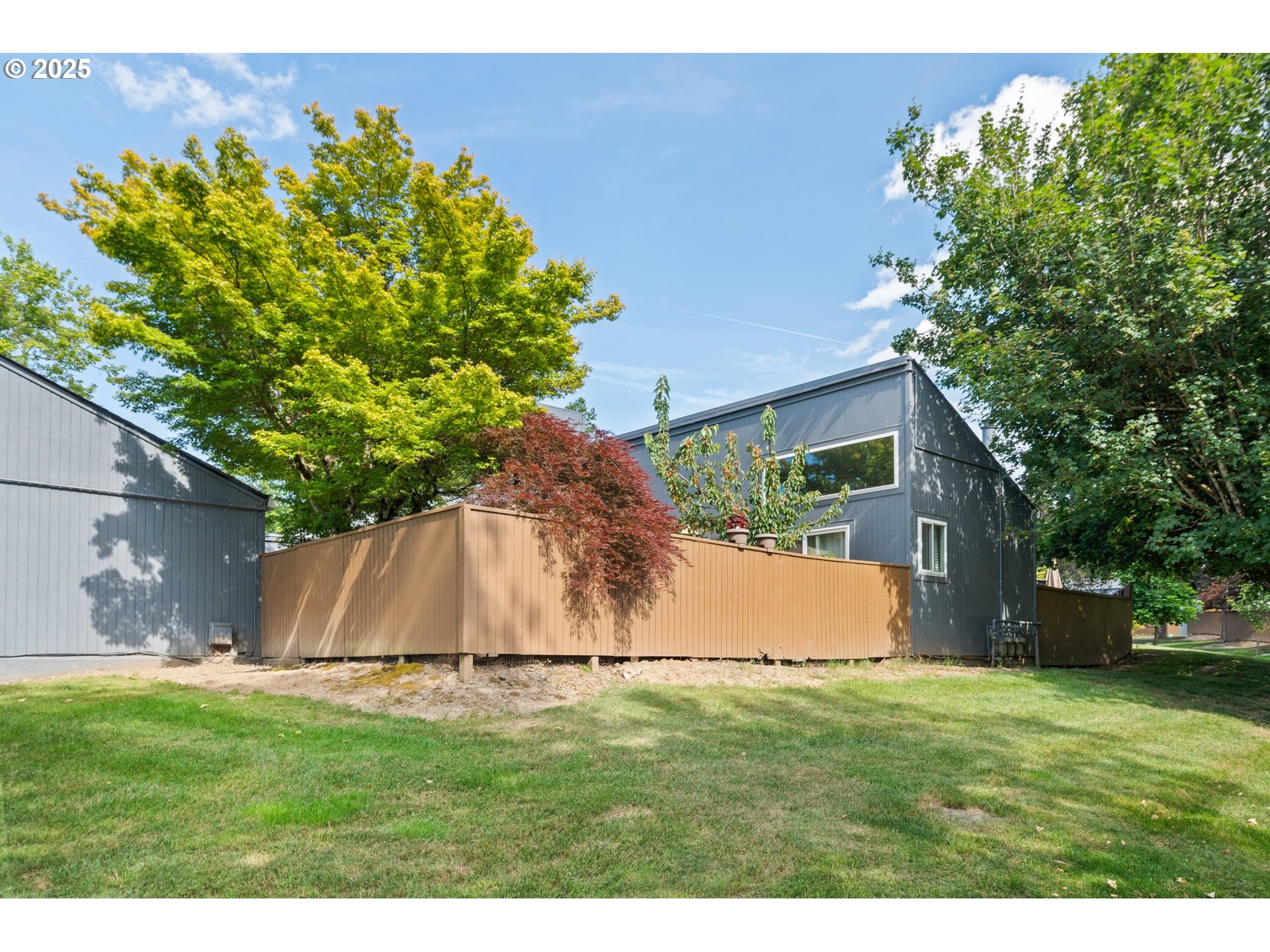 17622 NW ROLLING HILL LN