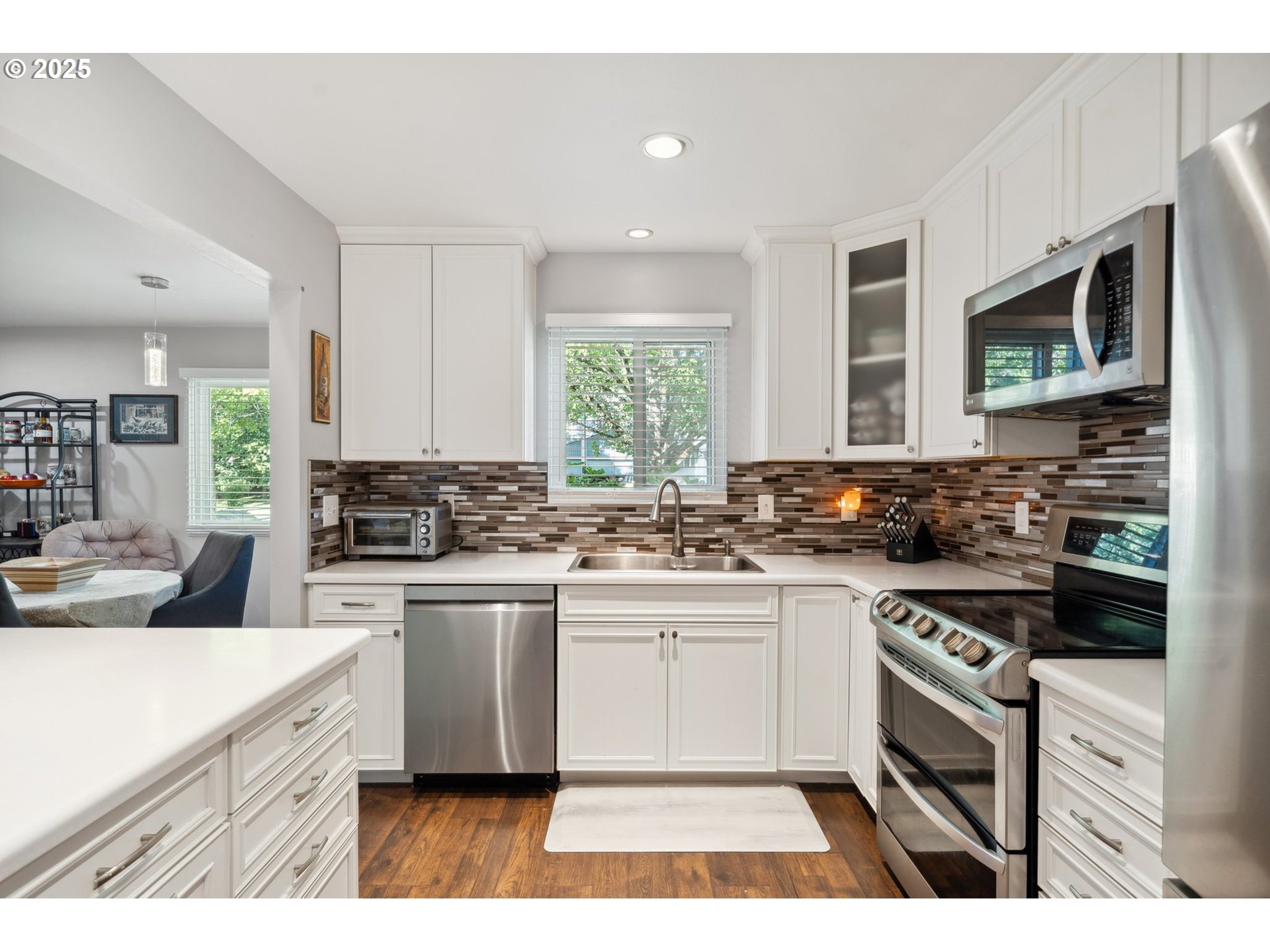 17622 NW ROLLING HILL LN