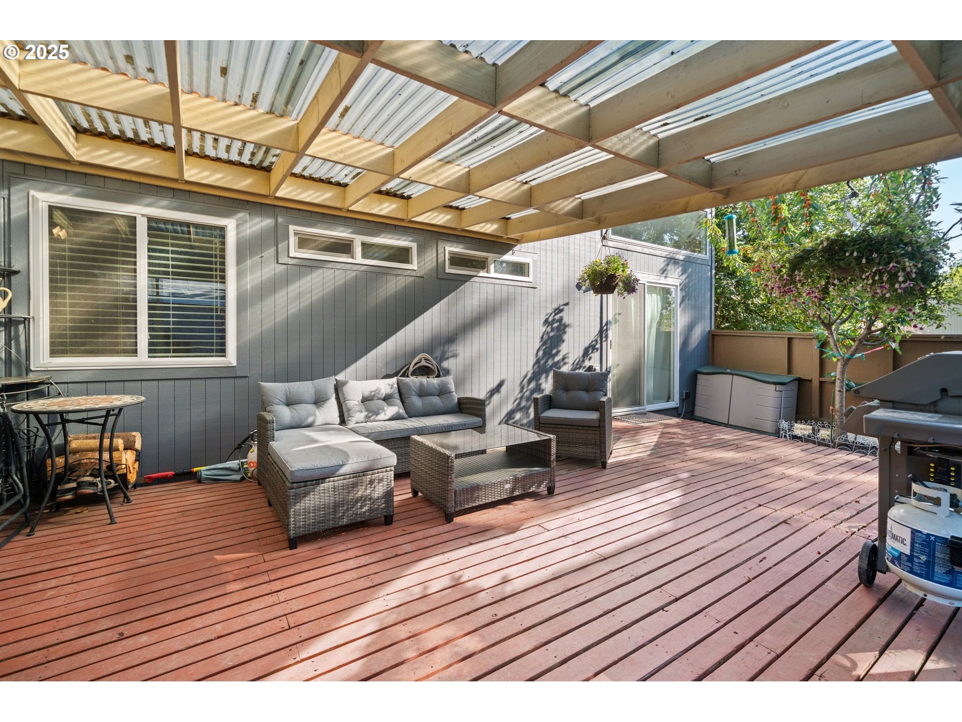 17622 NW ROLLING HILL LN