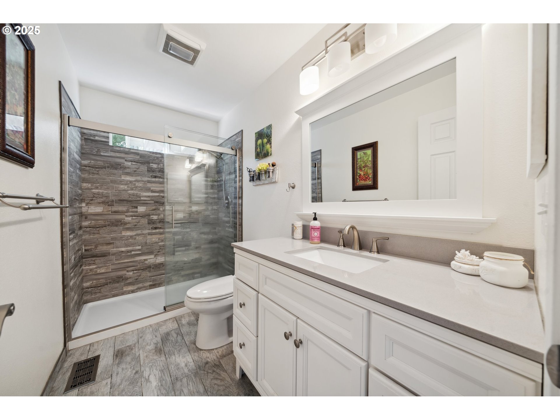 17622 NW ROLLING HILL LN