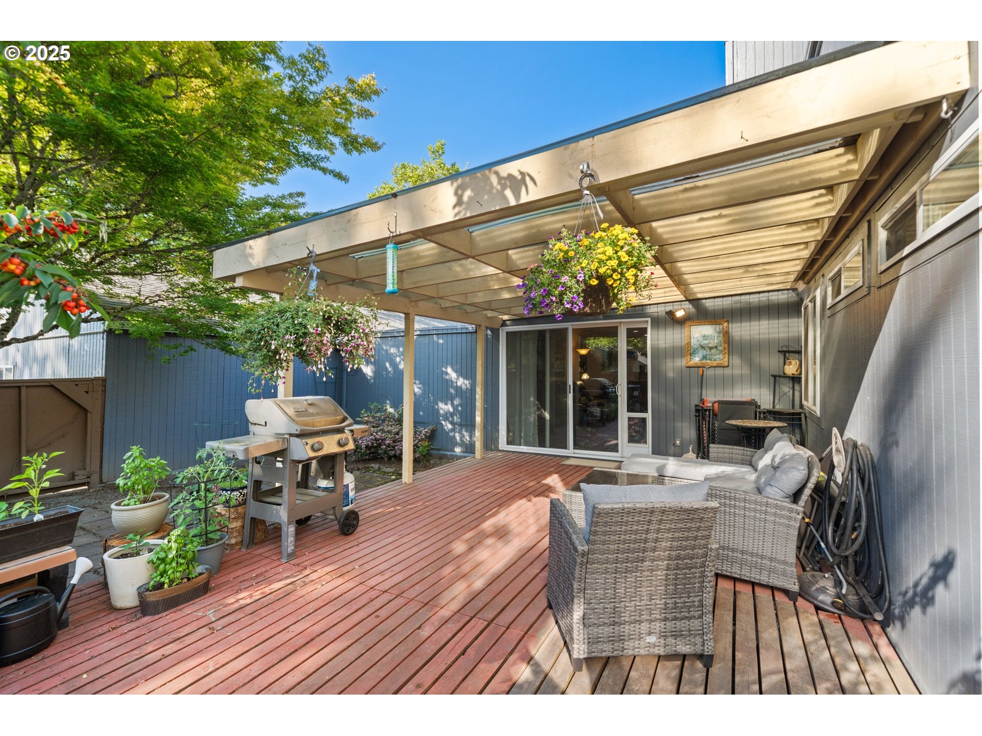 17622 NW ROLLING HILL LN