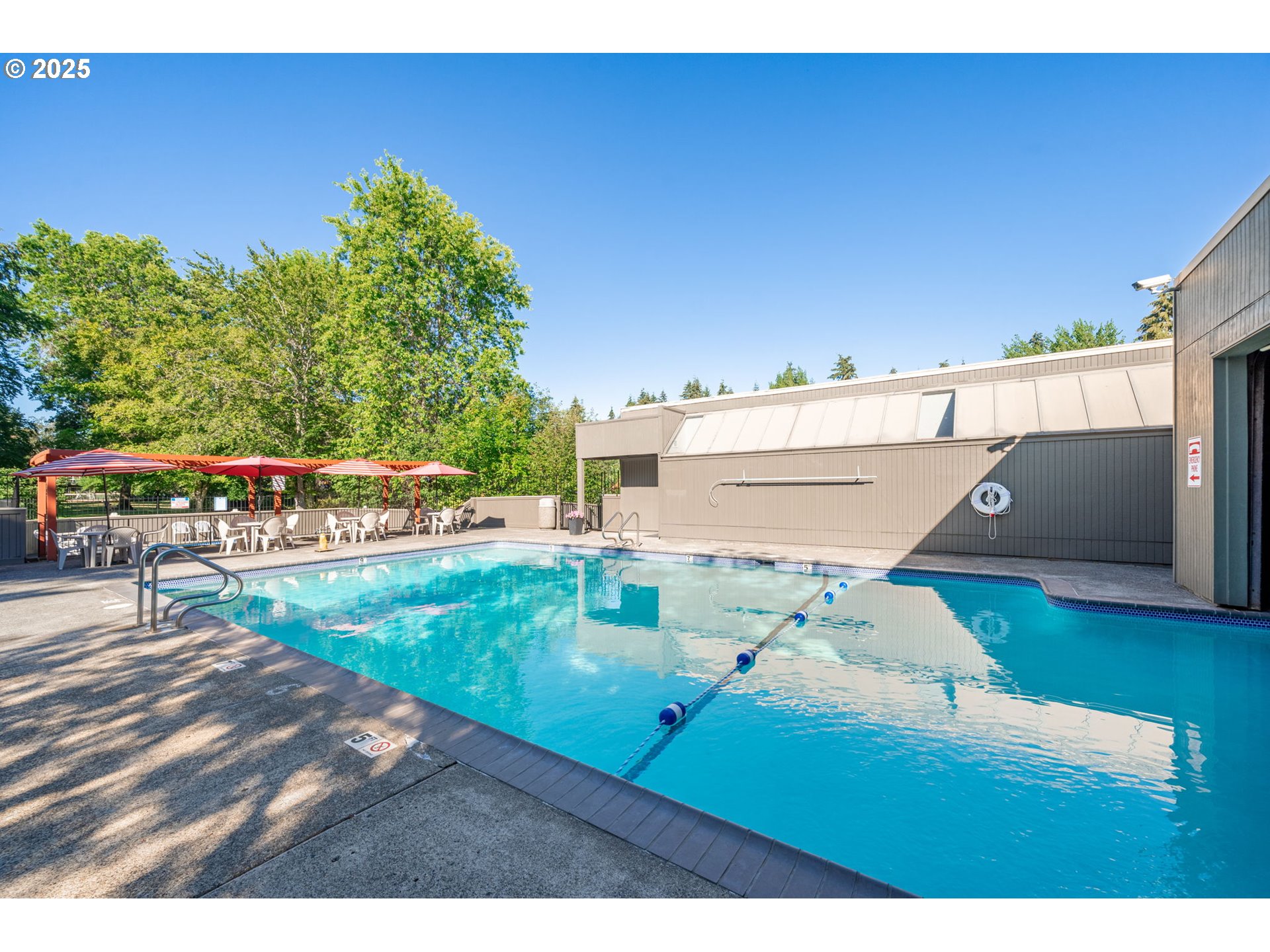 17622 NW ROLLING HILL LN