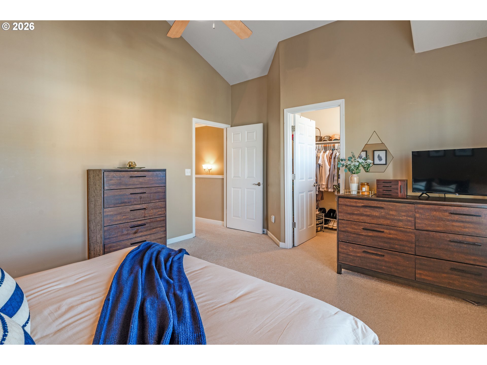 14212 SE OREGON TRAIL DR