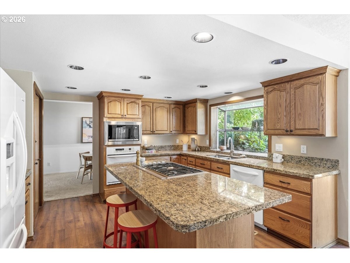 530 SW 167TH AVE