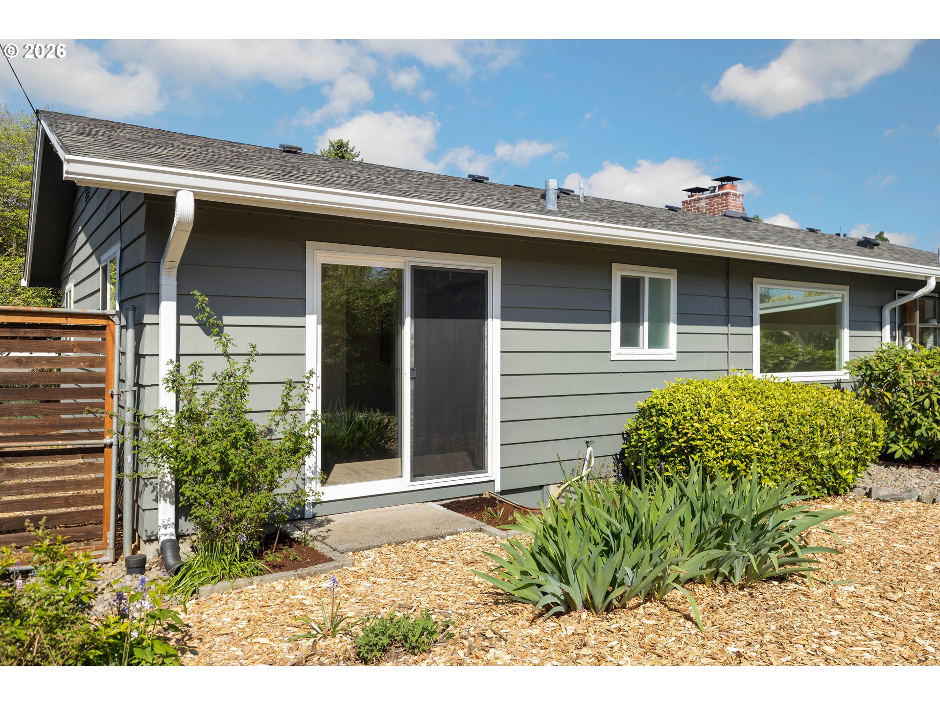 918 NE 152ND AVE