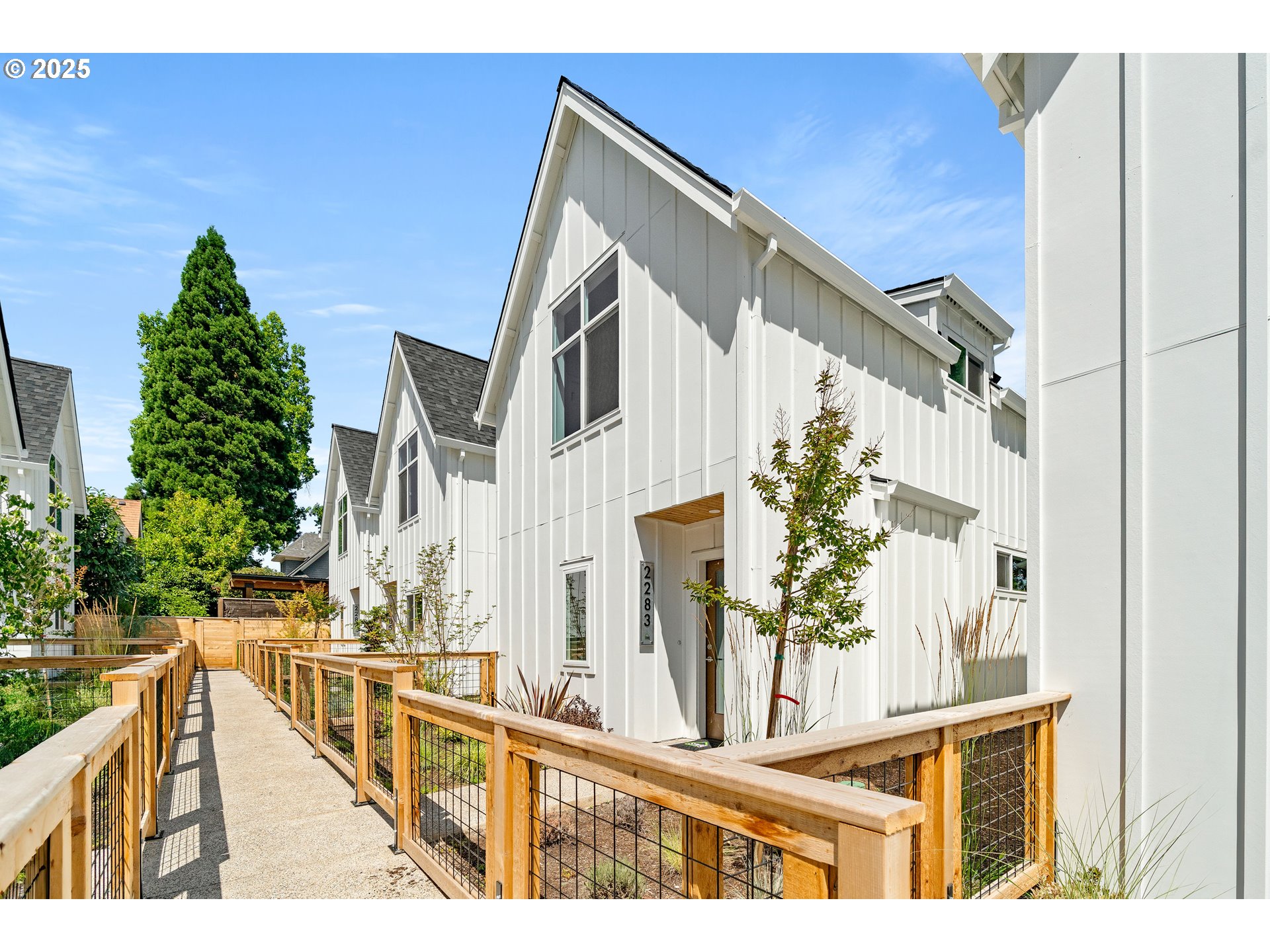 2283 N HUMBOLDT ST, Portland