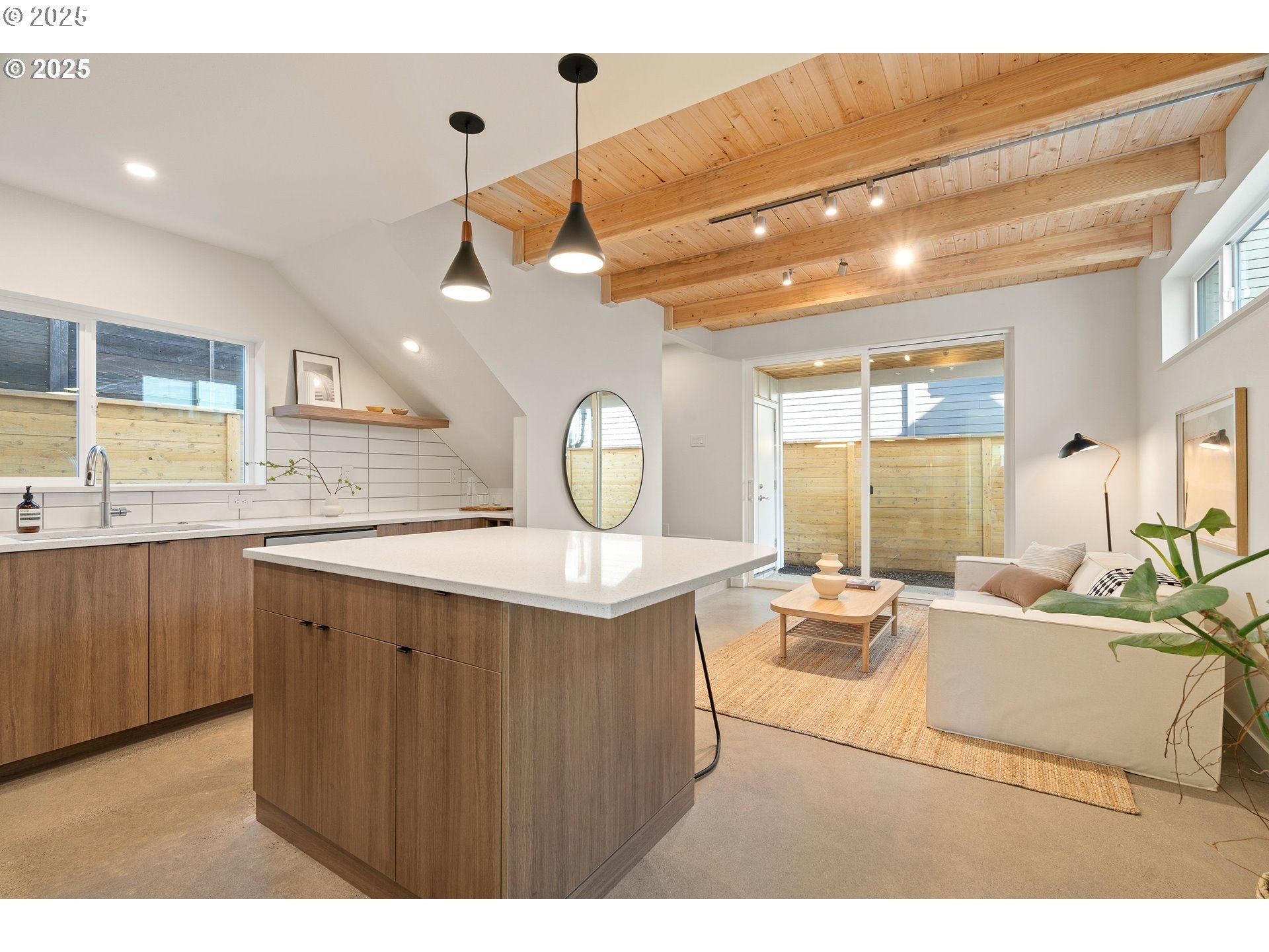 2283 N HUMBOLDT ST, Portland