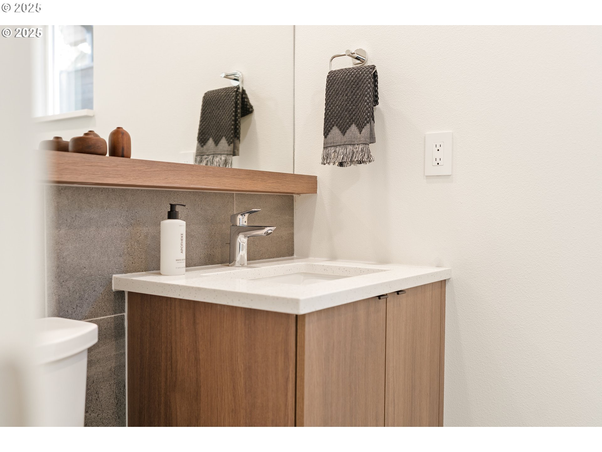 2283 N HUMBOLDT ST, Portland